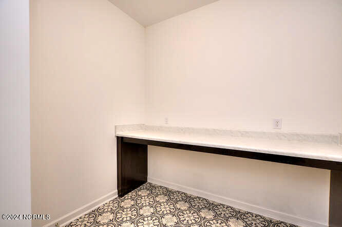 2504 Kenton Court SE, 38