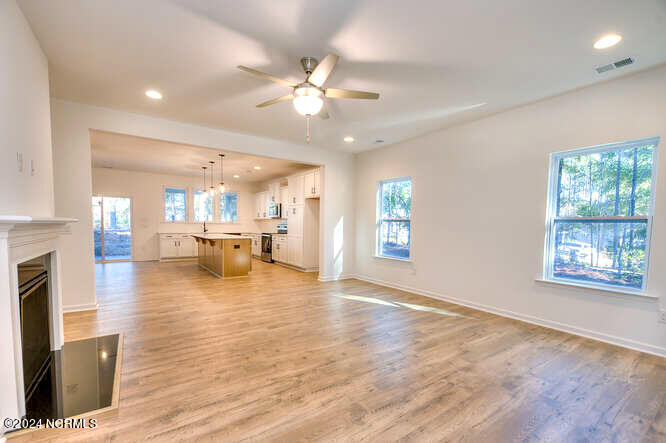 2504 Kenton Court SE, 38