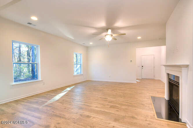 2504 Kenton Court SE, 38