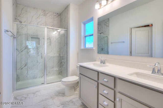 2504 Kenton Court SE, 38