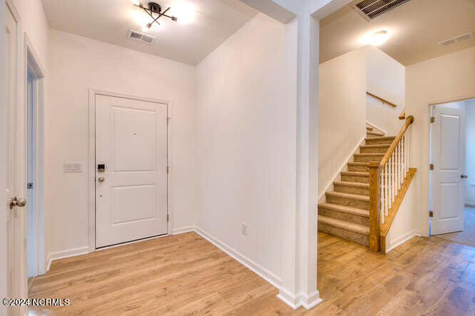 2504 Kenton Court SE, 38