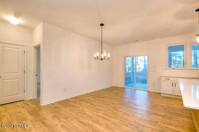 2504 Kenton Court SE, 38