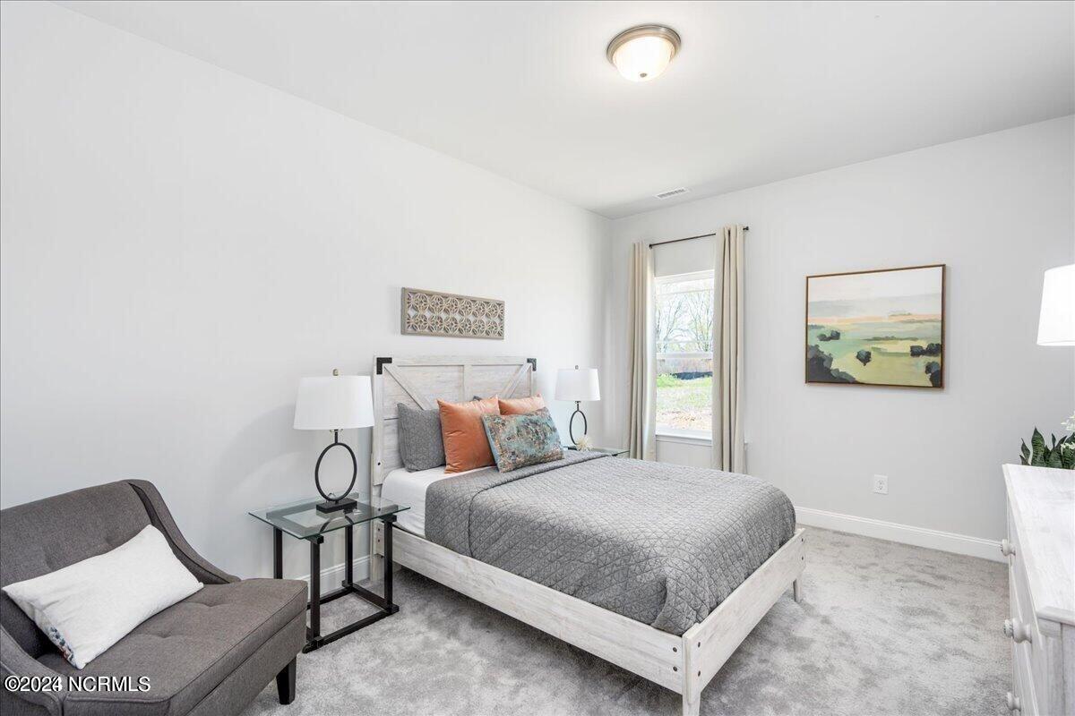 1202 Isu Court SE