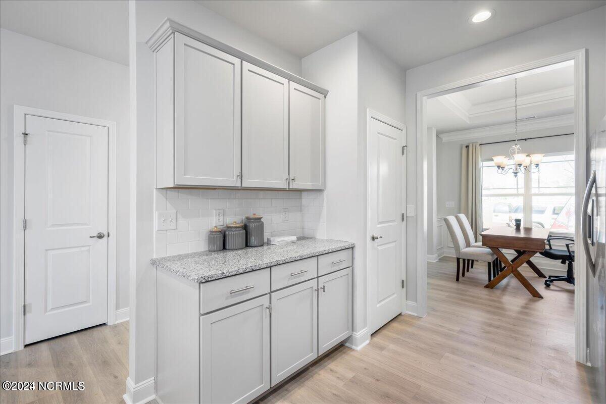 1202 Isu Court SE