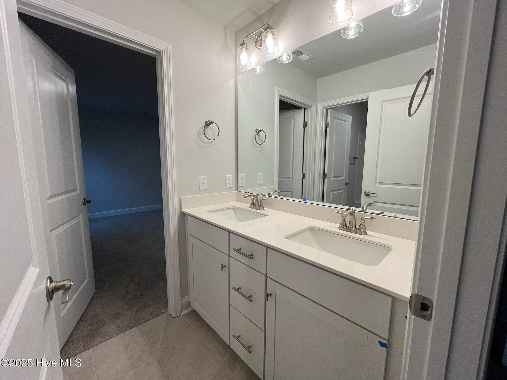 1224 Mandevilla Drive SE