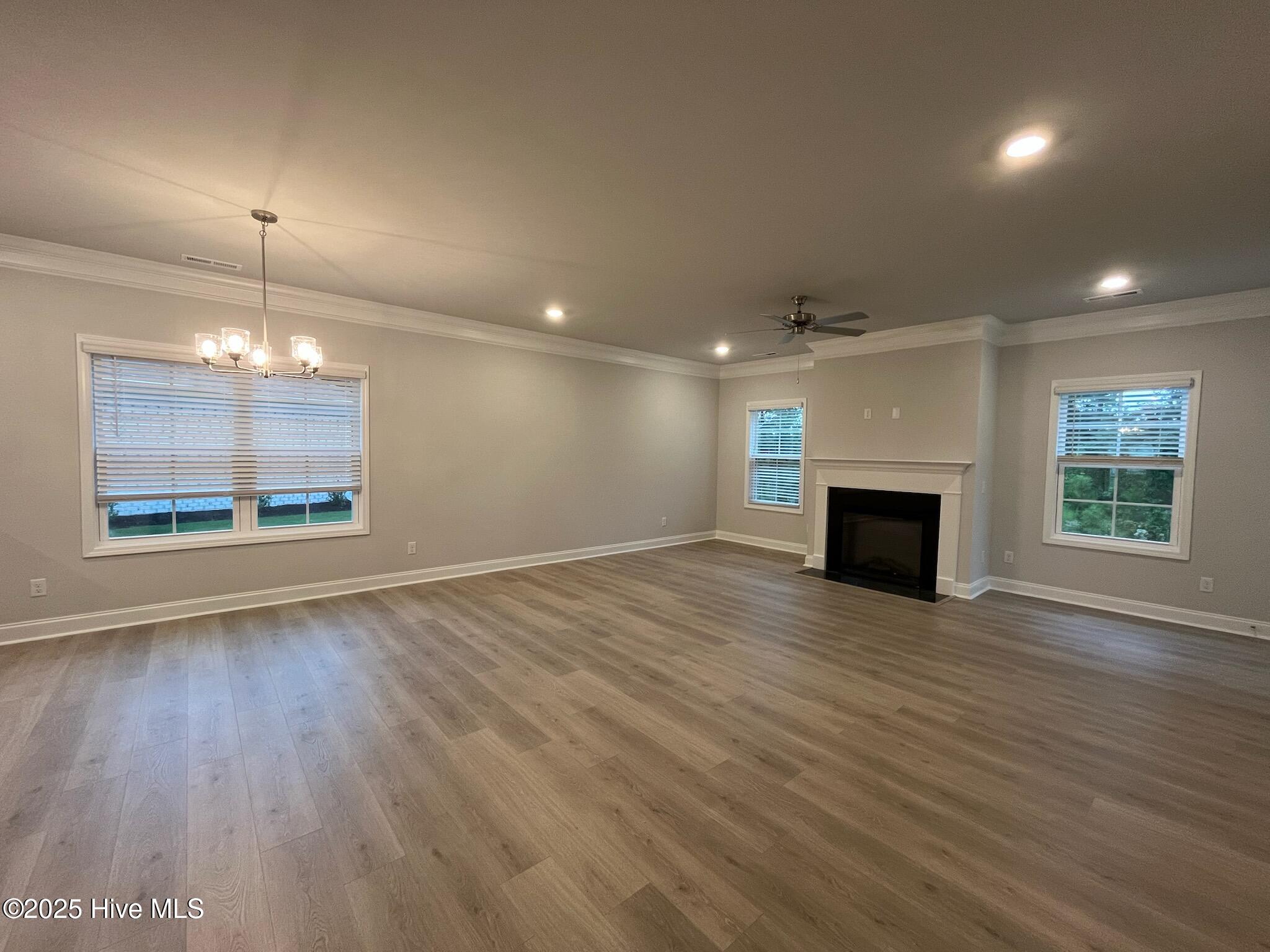 1224 Mandevilla Drive SE