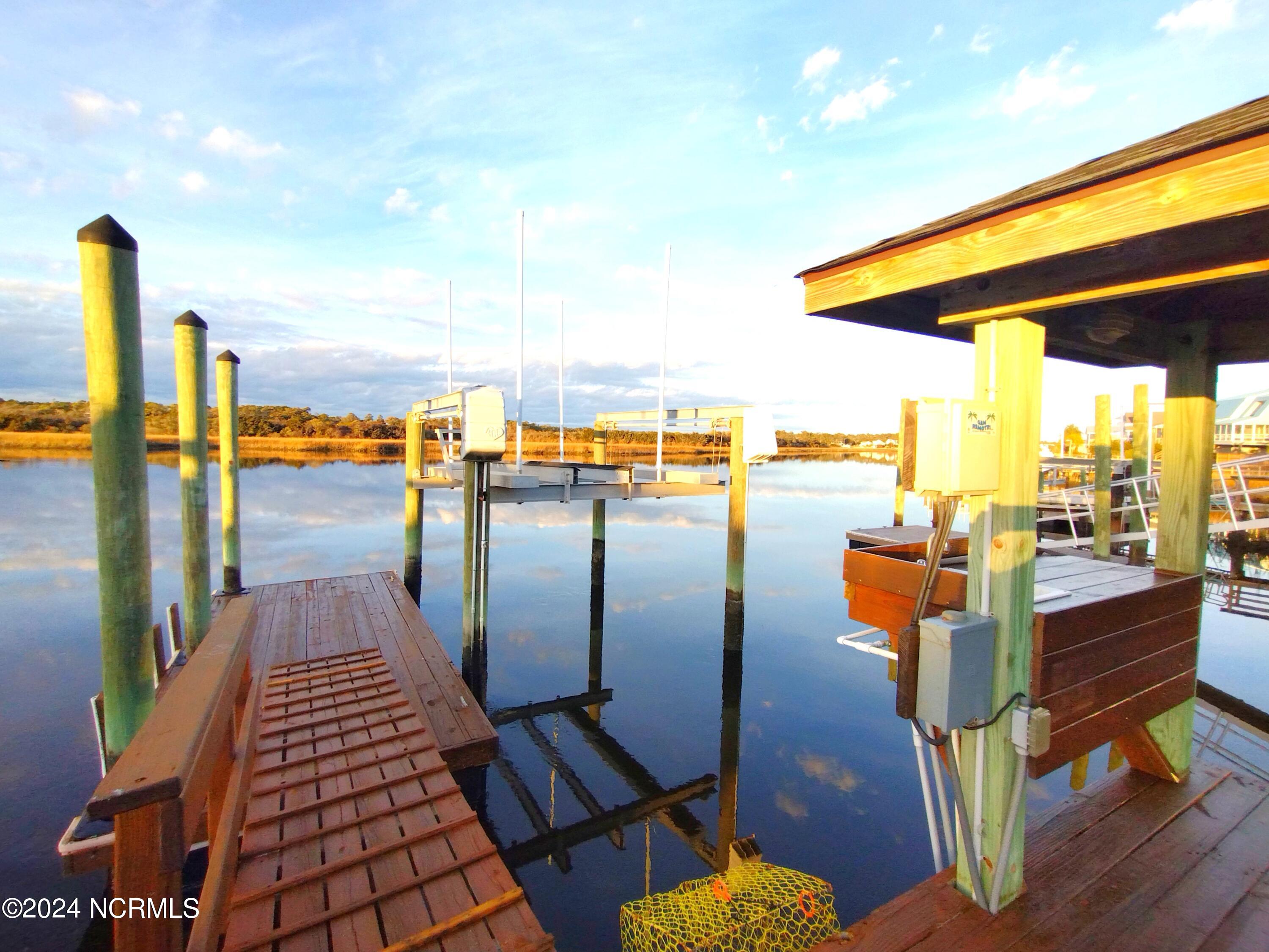 3906 W Dolphin Drive