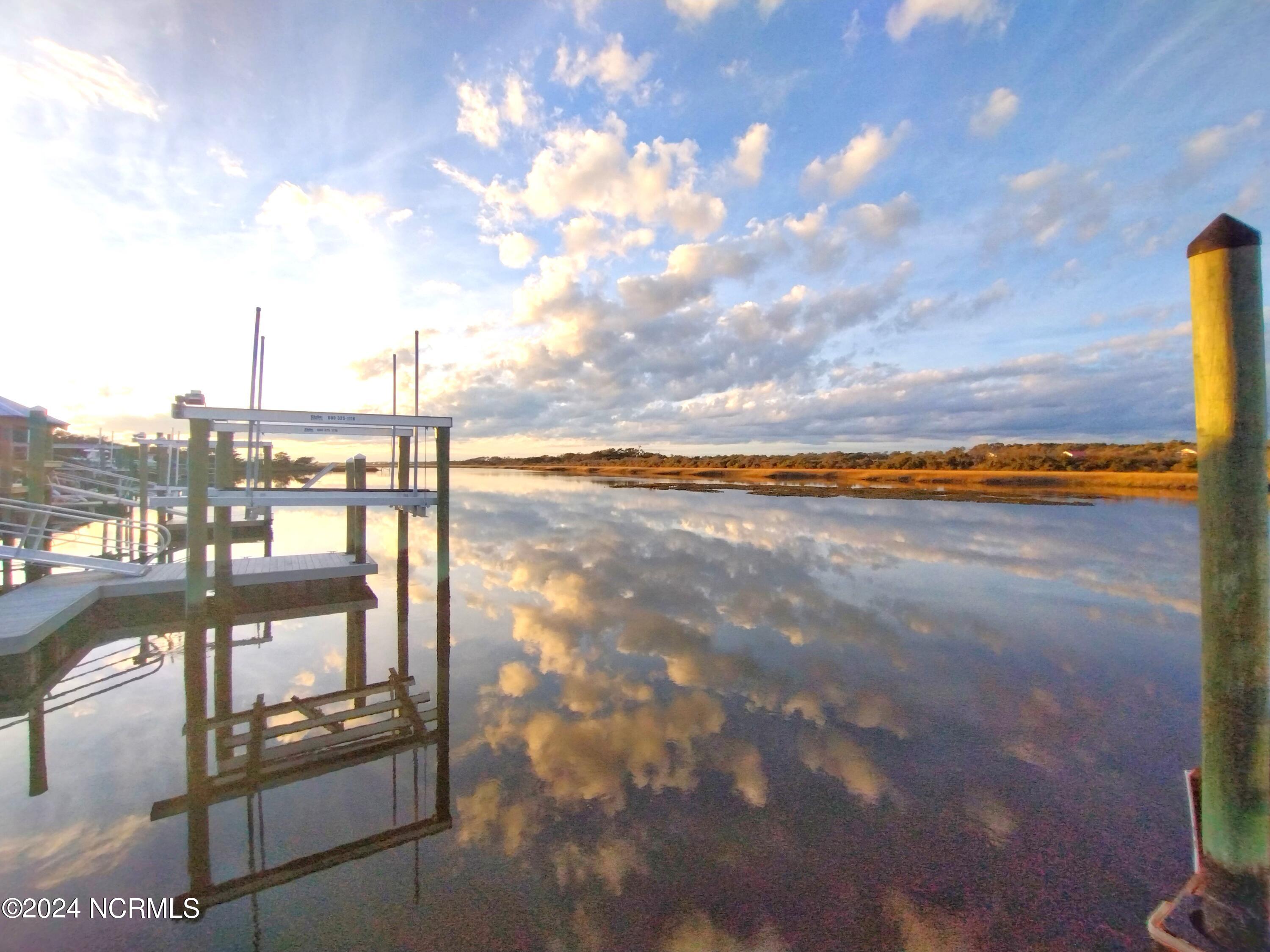 3906 W Dolphin Drive