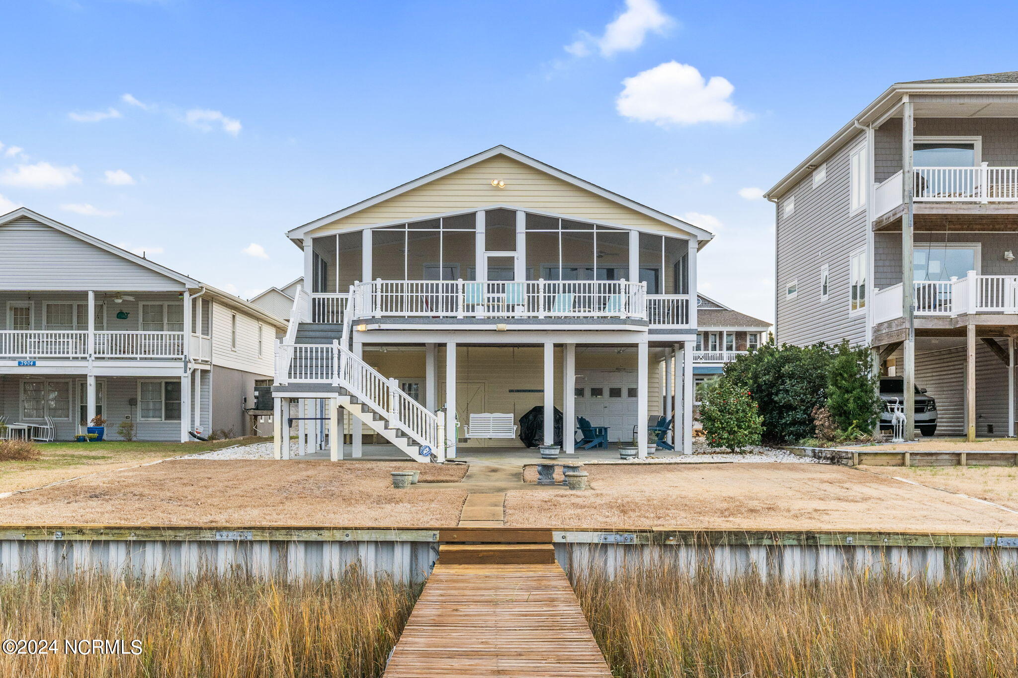 3906 W Dolphin Drive