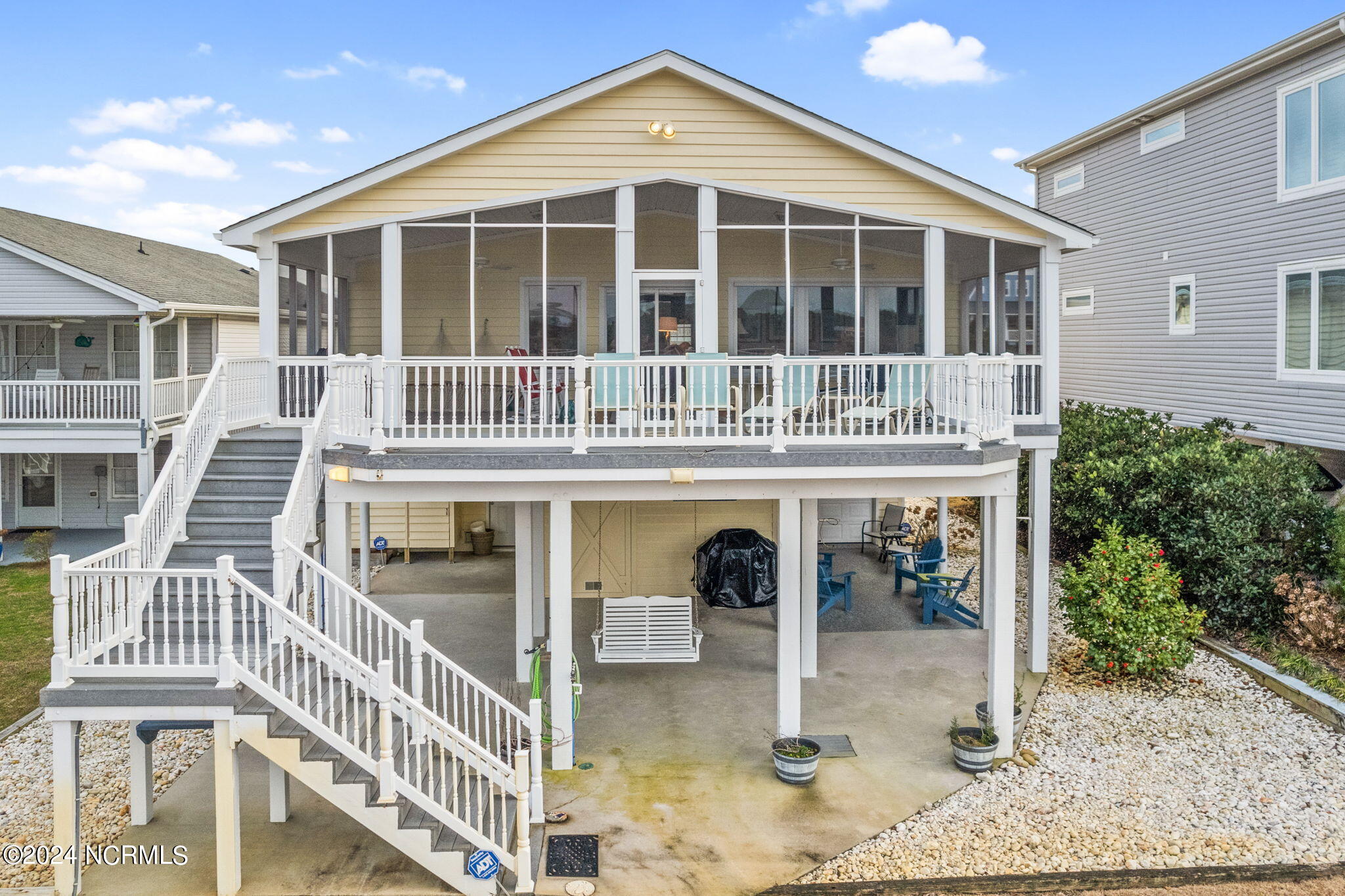 3906 W Dolphin Drive