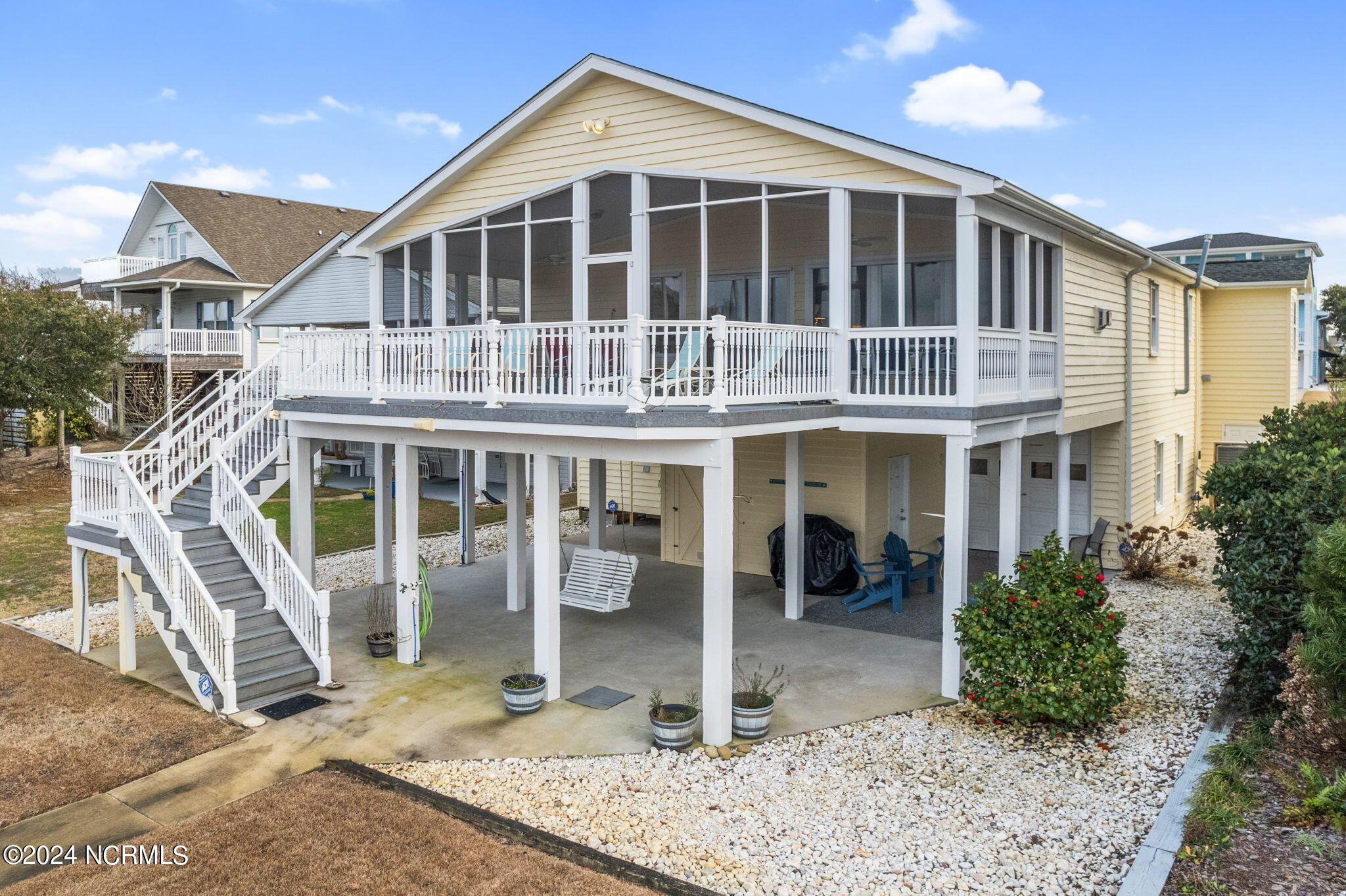 3906 W Dolphin Drive