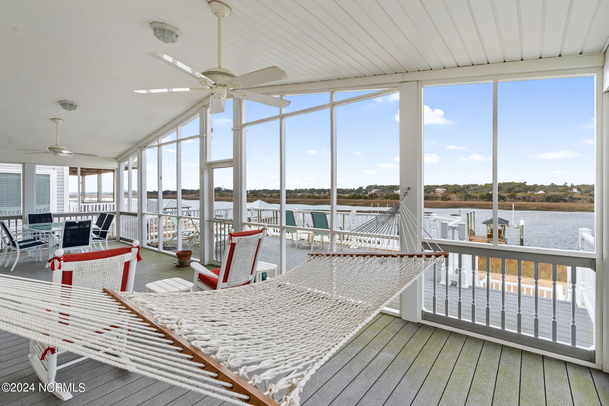 3906 W Dolphin Drive