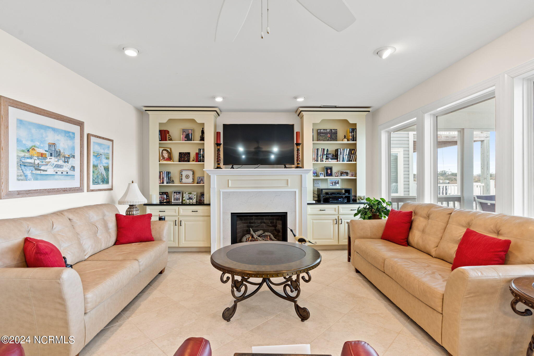 3906 W Dolphin Drive