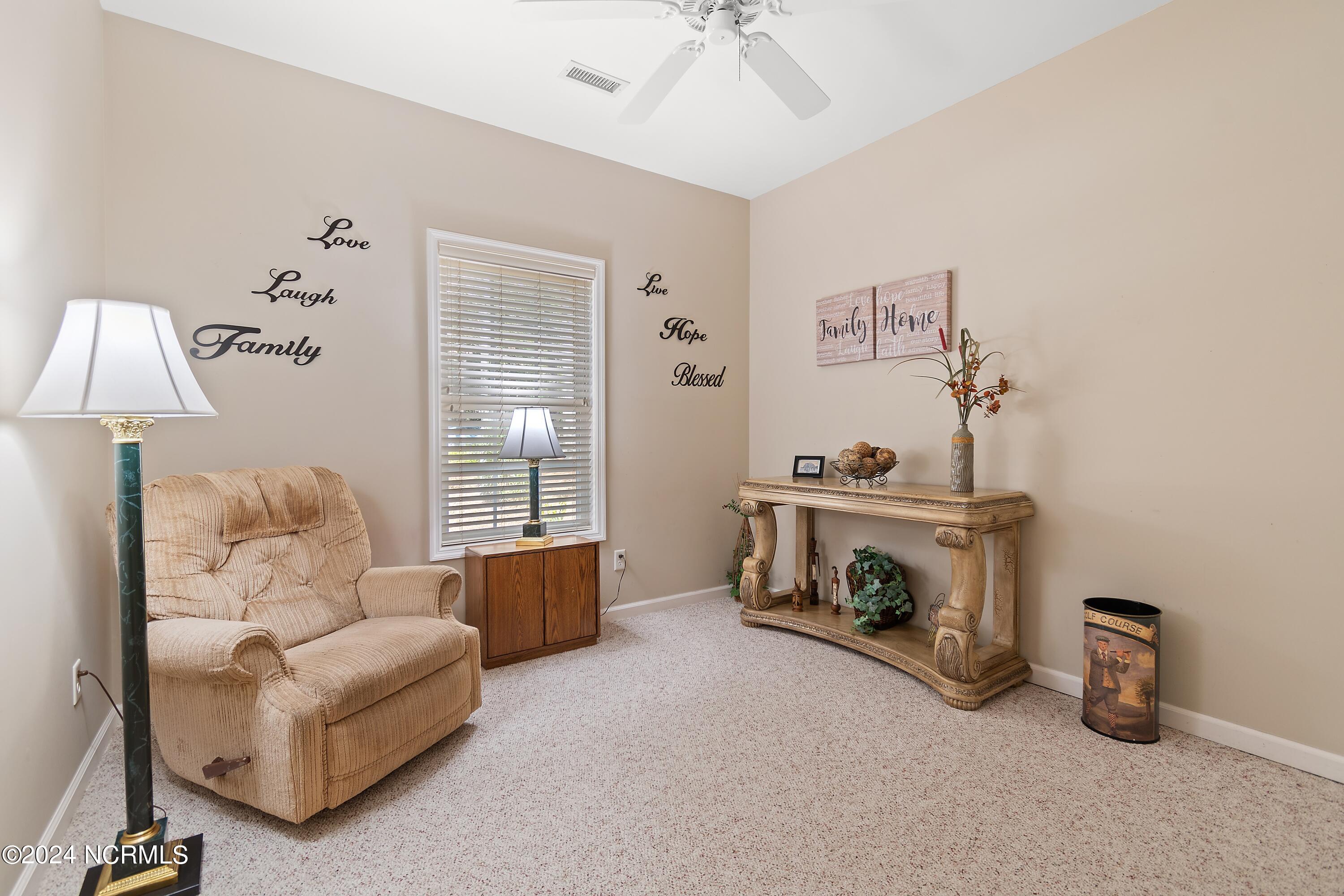 559 Lockwood Court SE