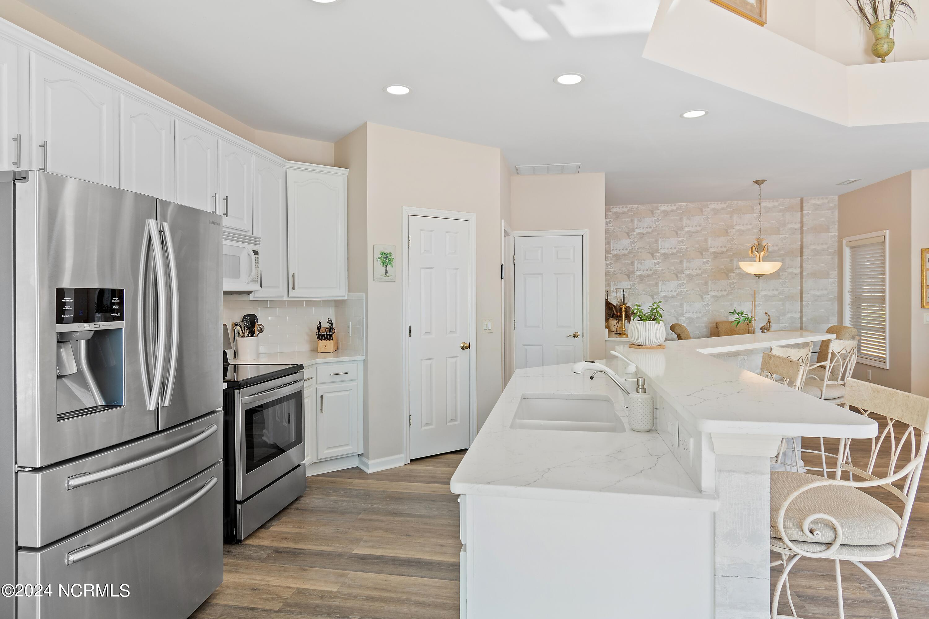 559 Lockwood Court SE