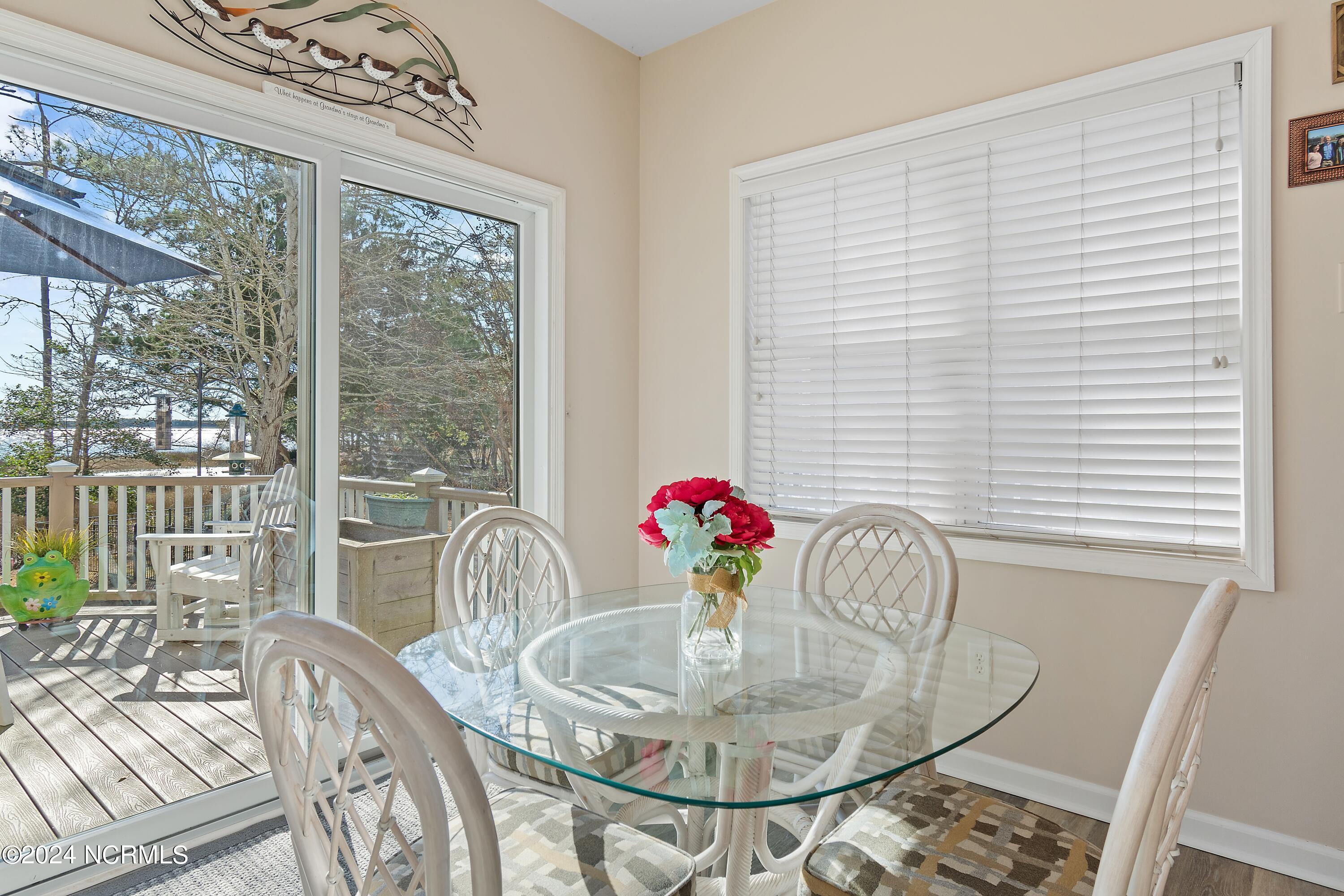 559 Lockwood Court SE