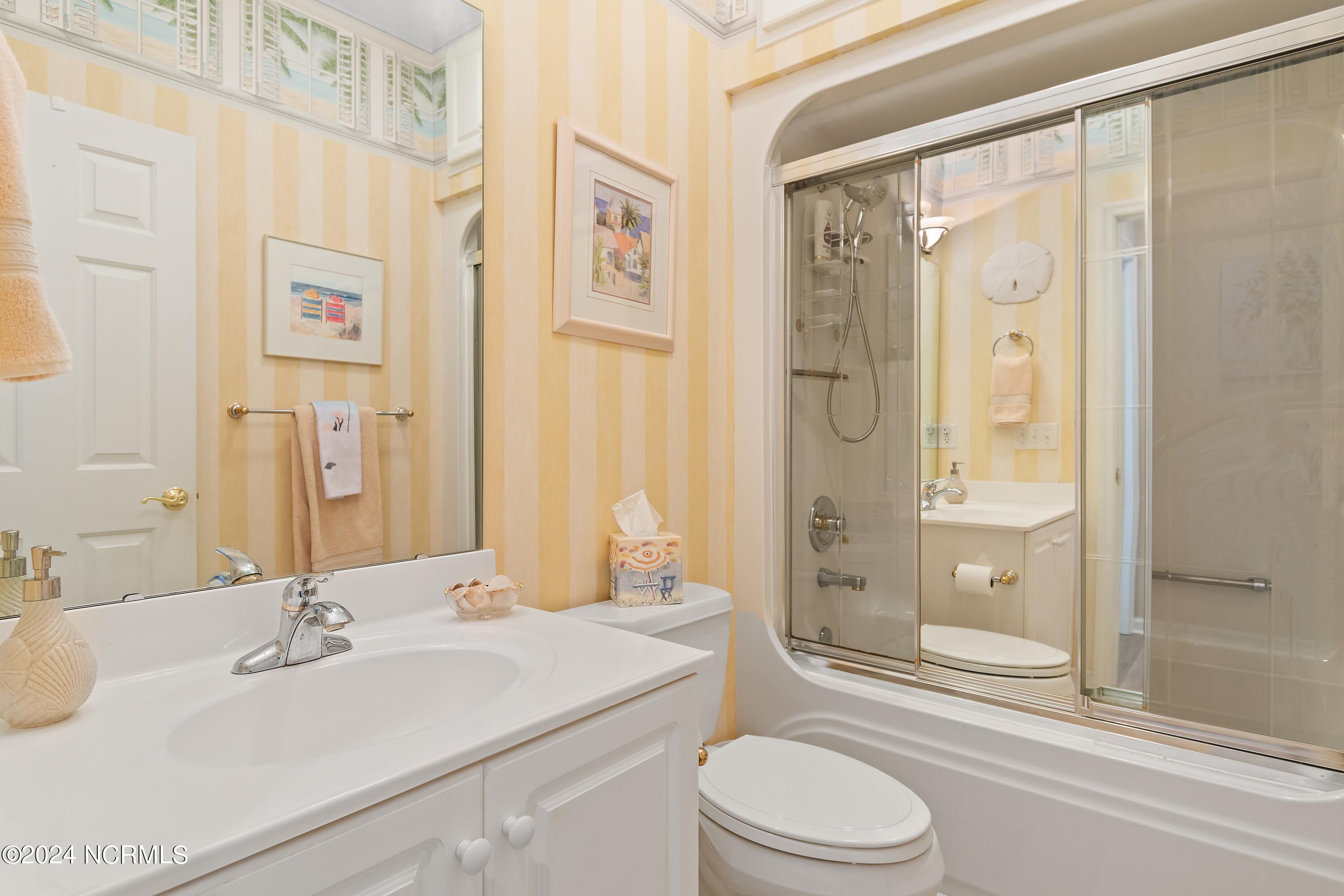 559 Lockwood Court SE