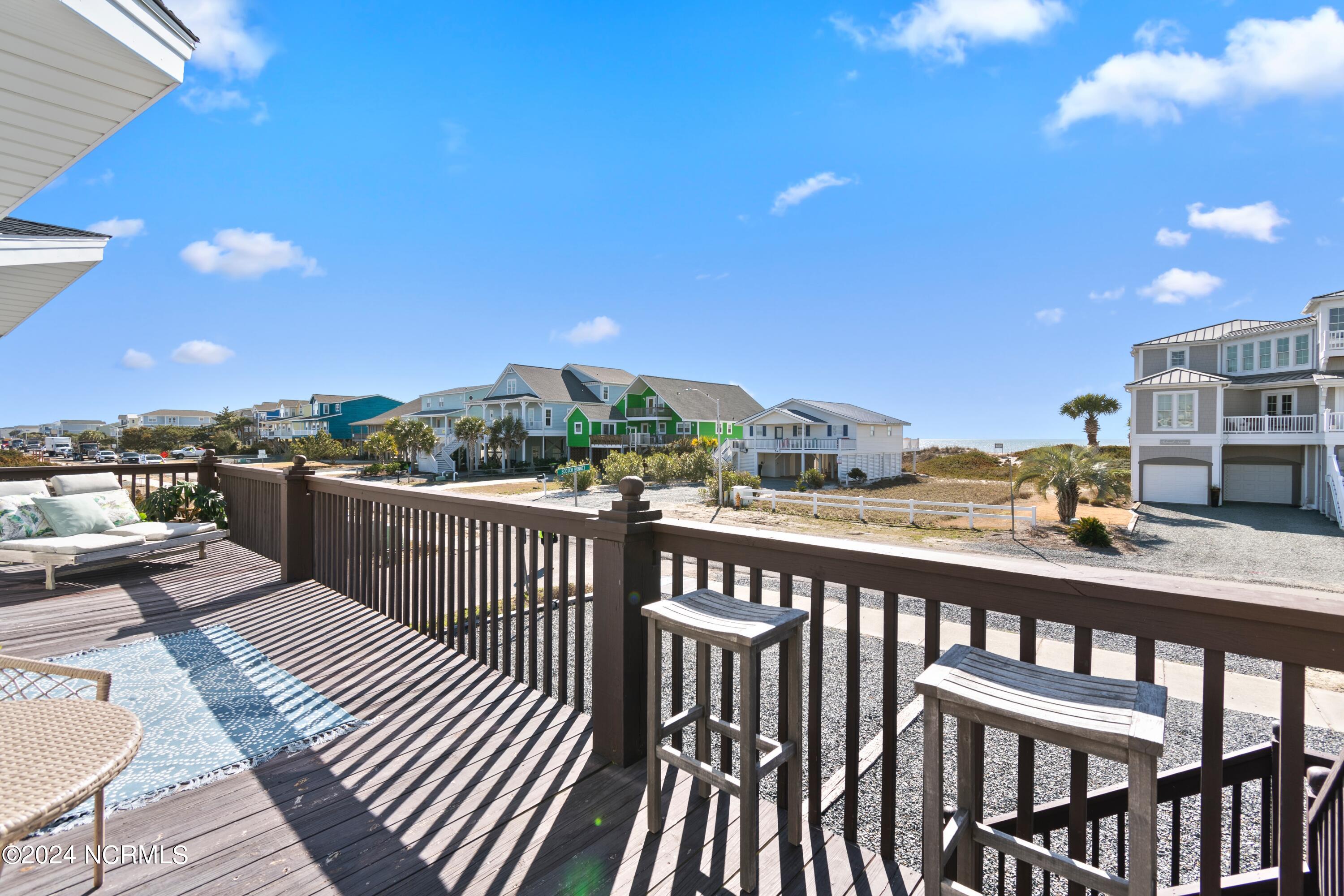 546 Ocean Boulevard W