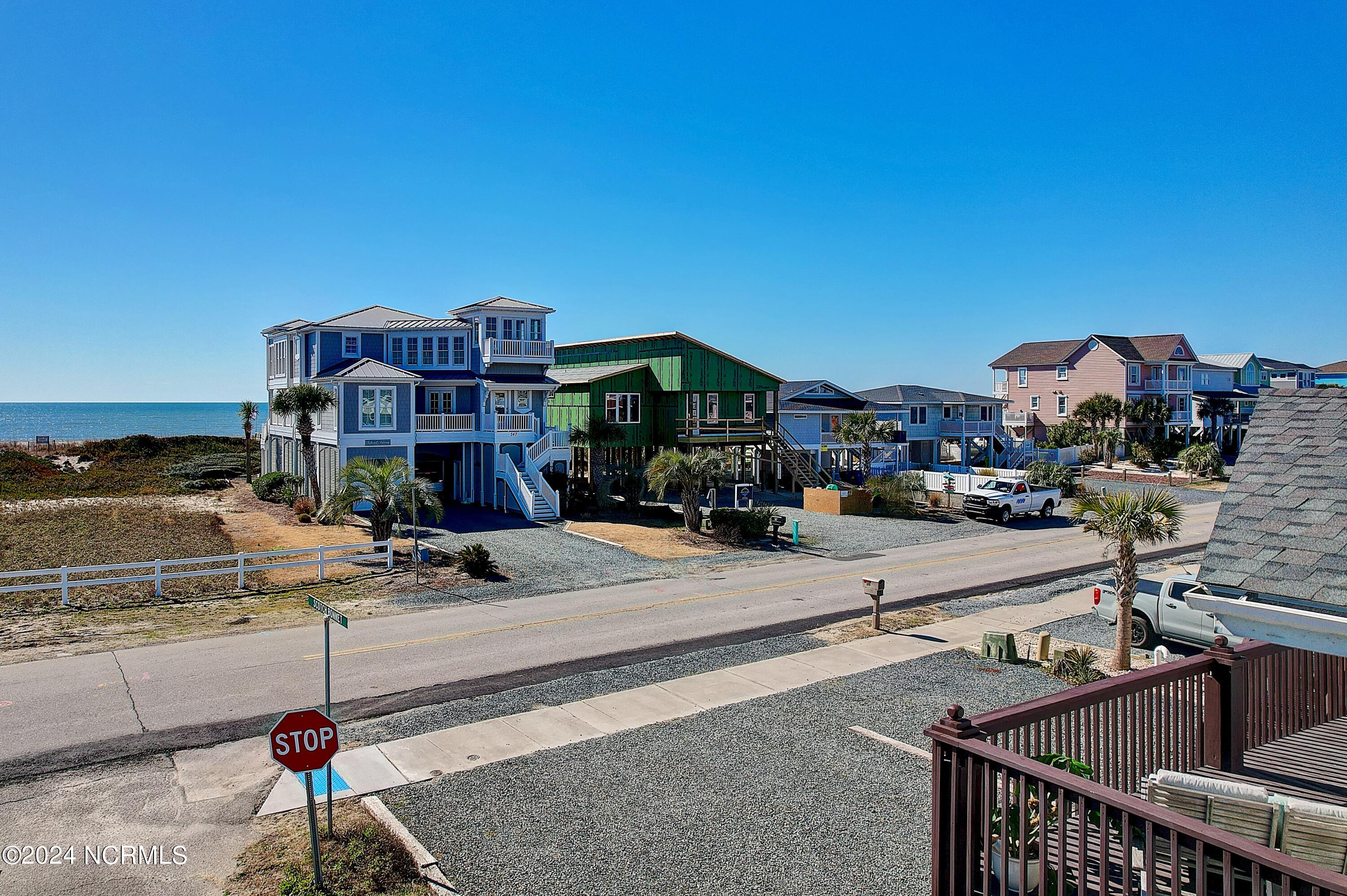 546 Ocean Boulevard W