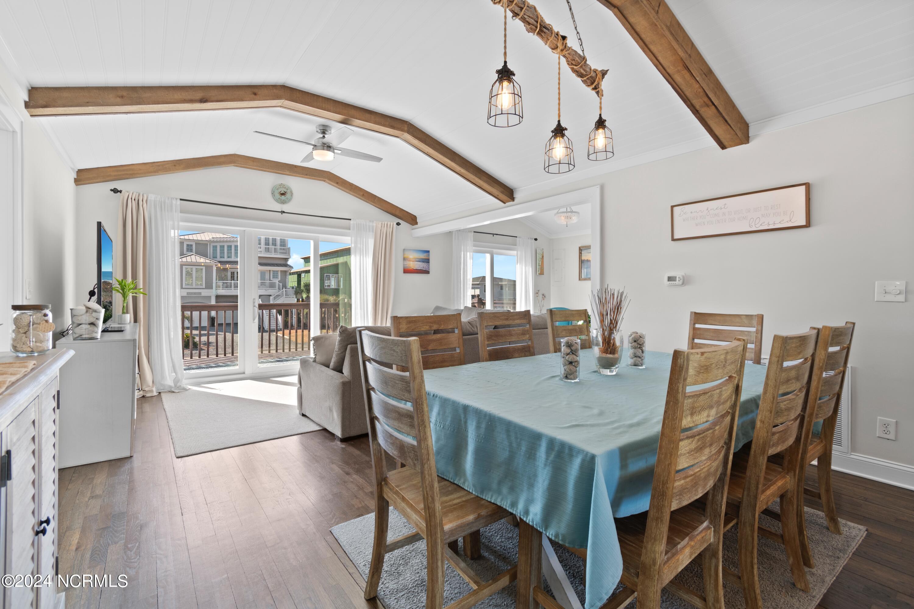 546 Ocean Boulevard W