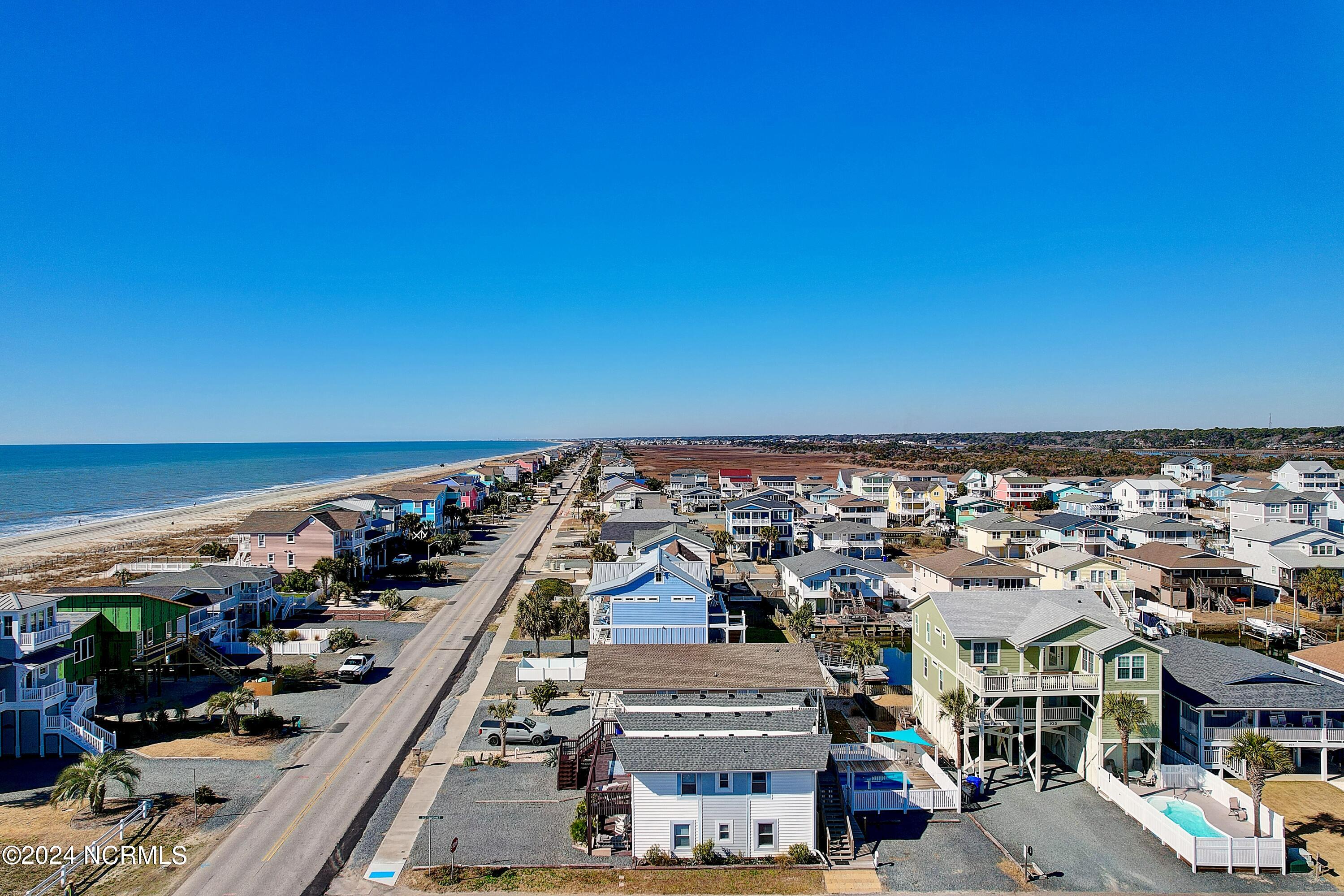 546 Ocean Boulevard W