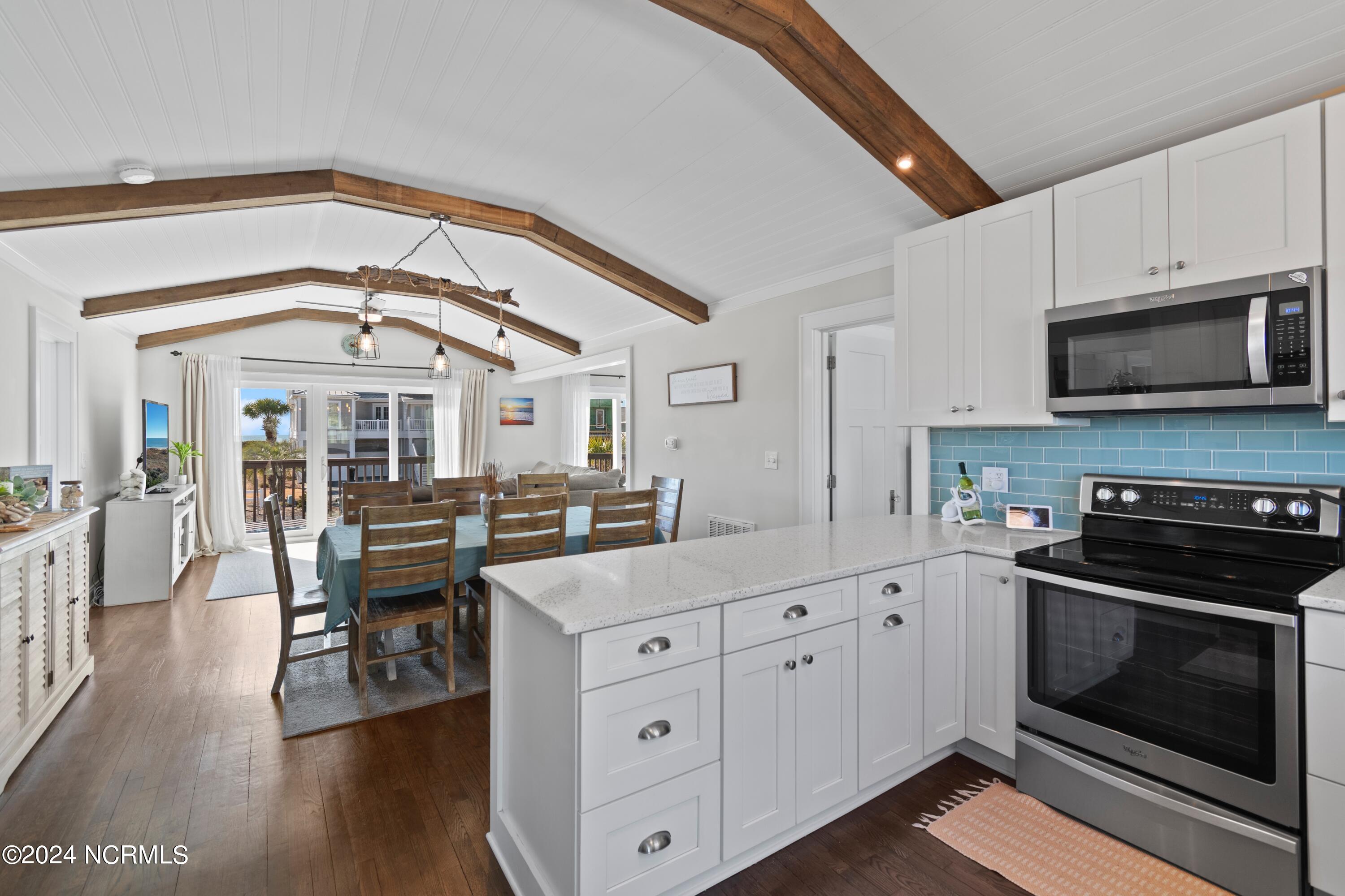 546 Ocean Boulevard W