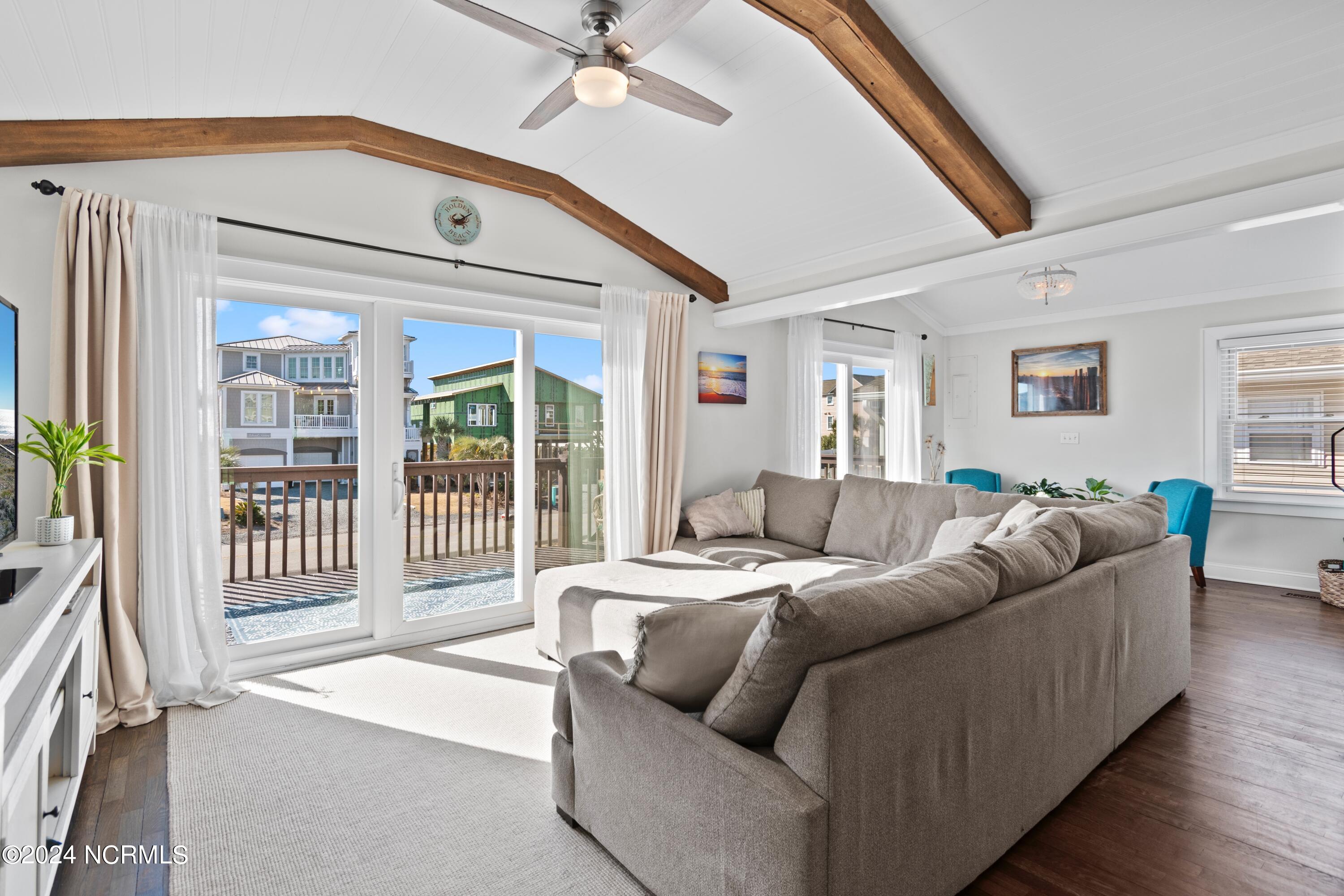 546 Ocean Boulevard W