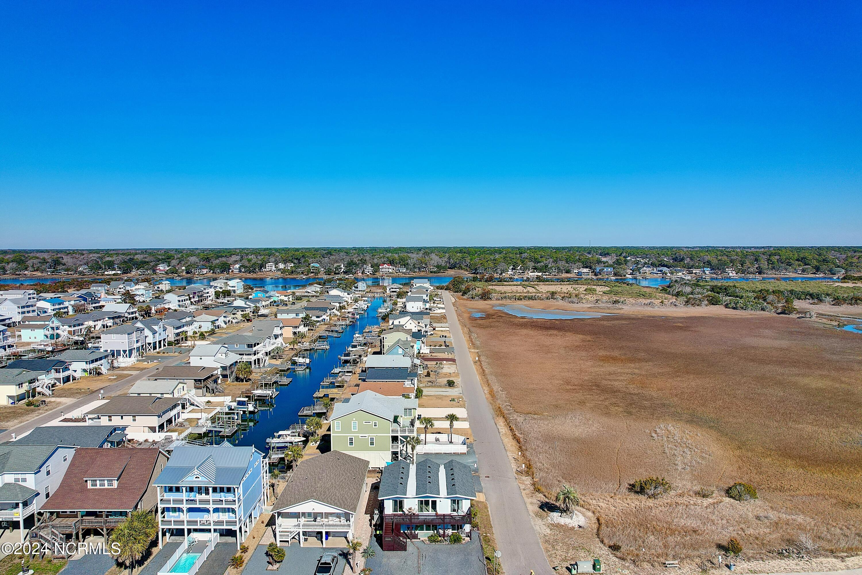 546 Ocean Boulevard W