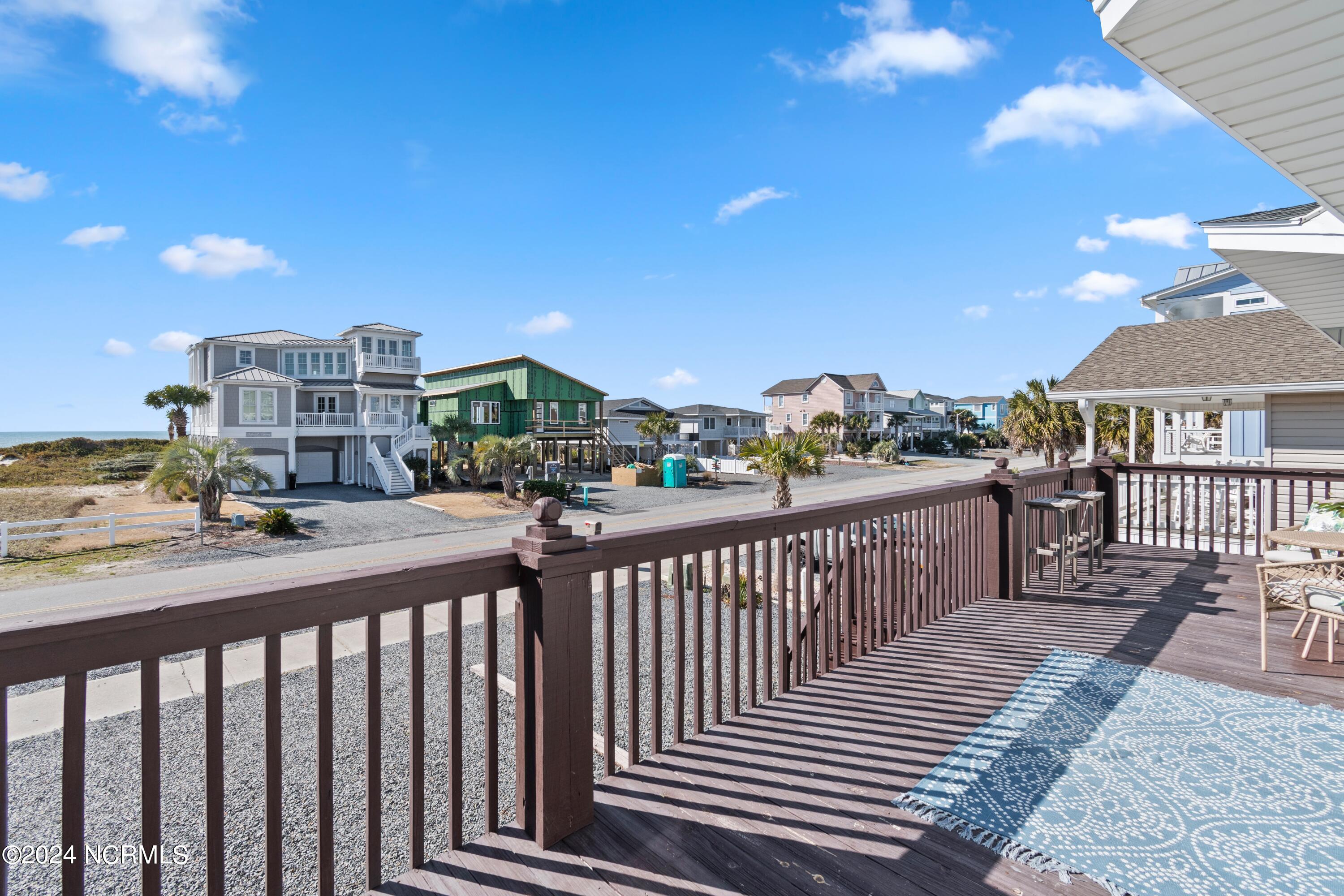 546 Ocean Boulevard W