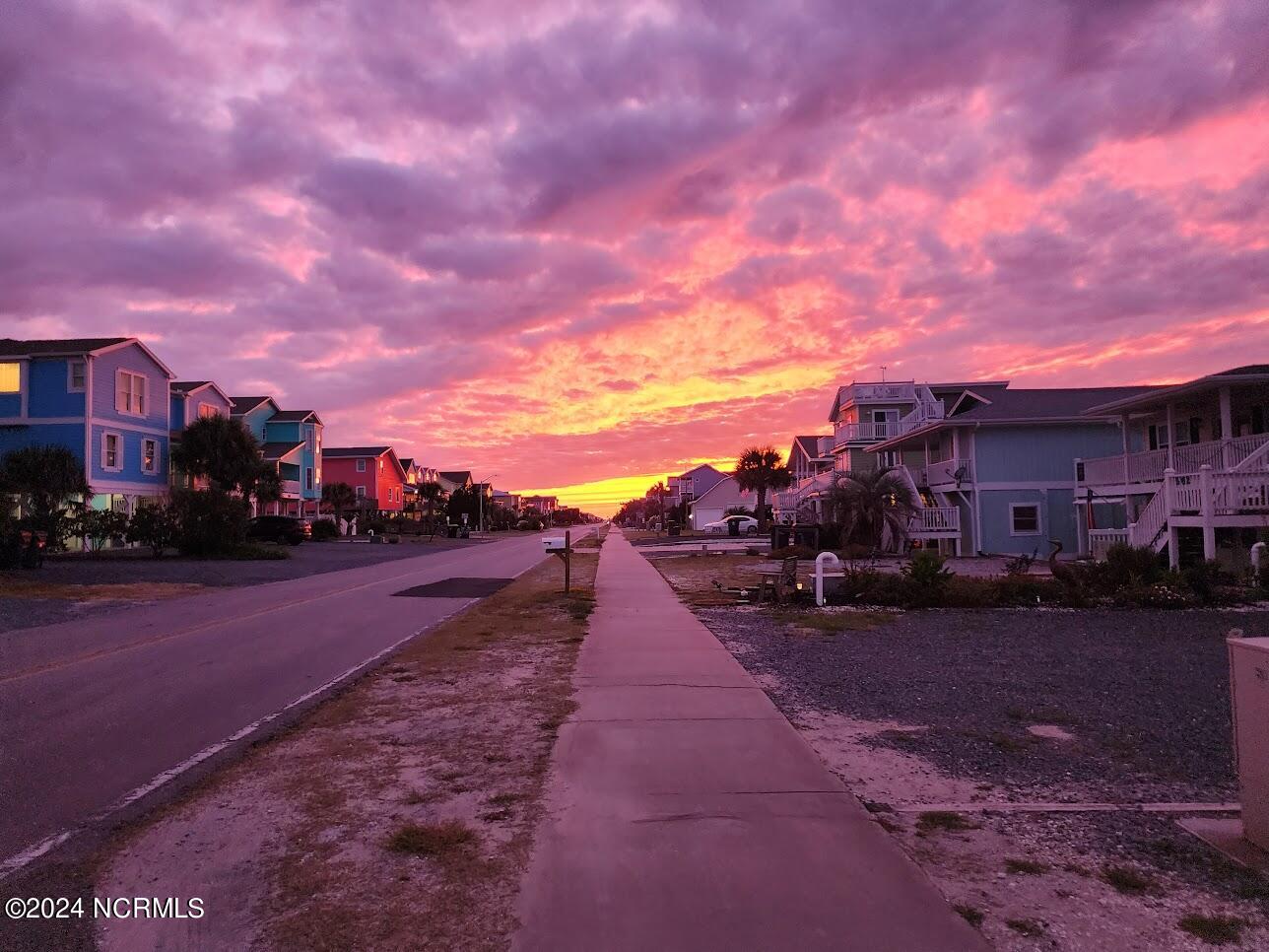 546 Ocean Boulevard W