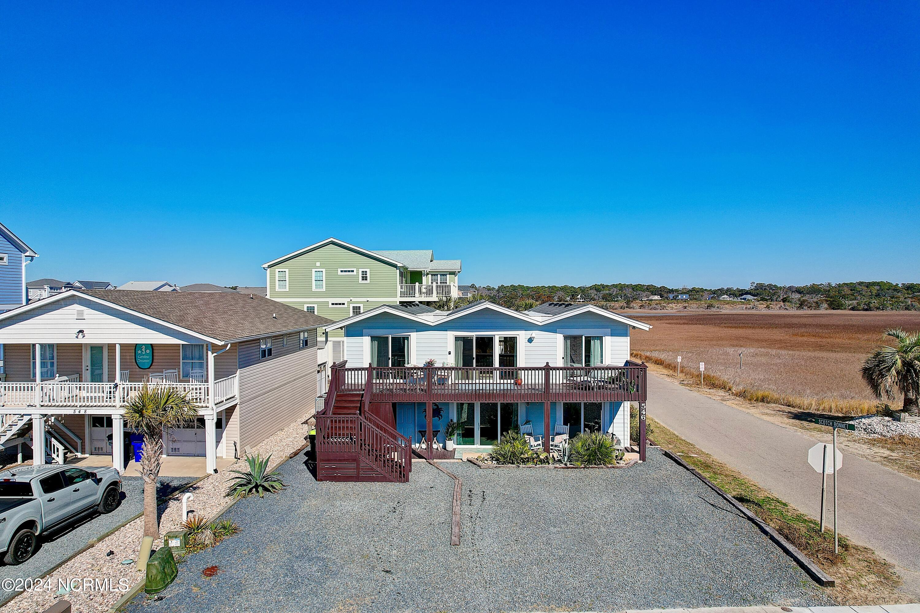 546 Ocean Boulevard W