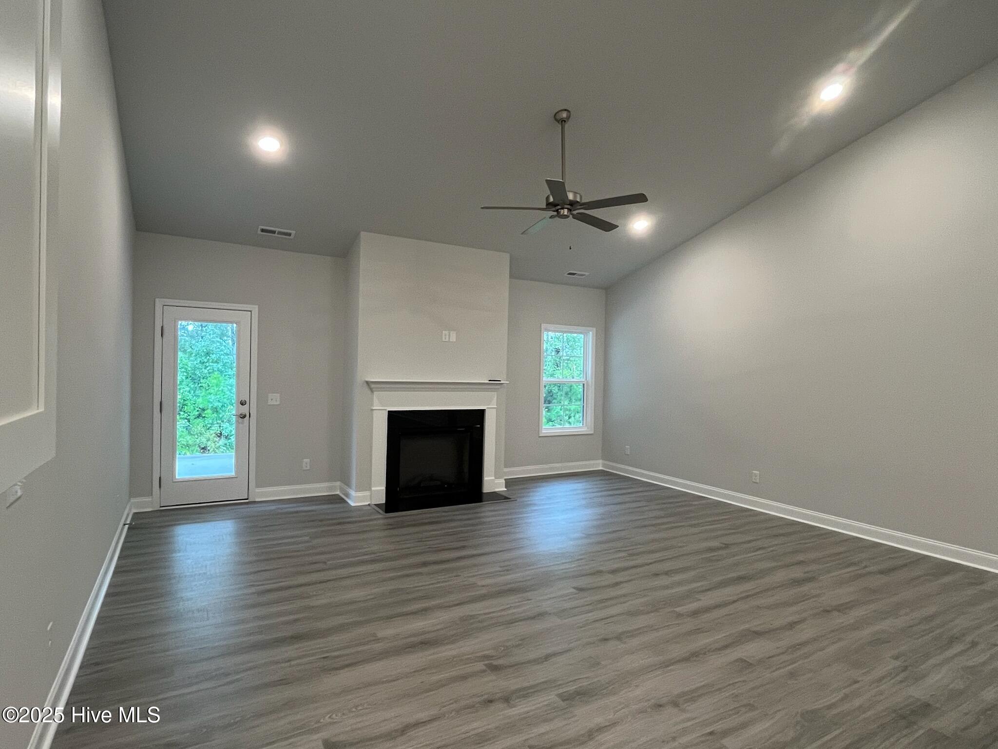 1222 Mandevilla Drive SE