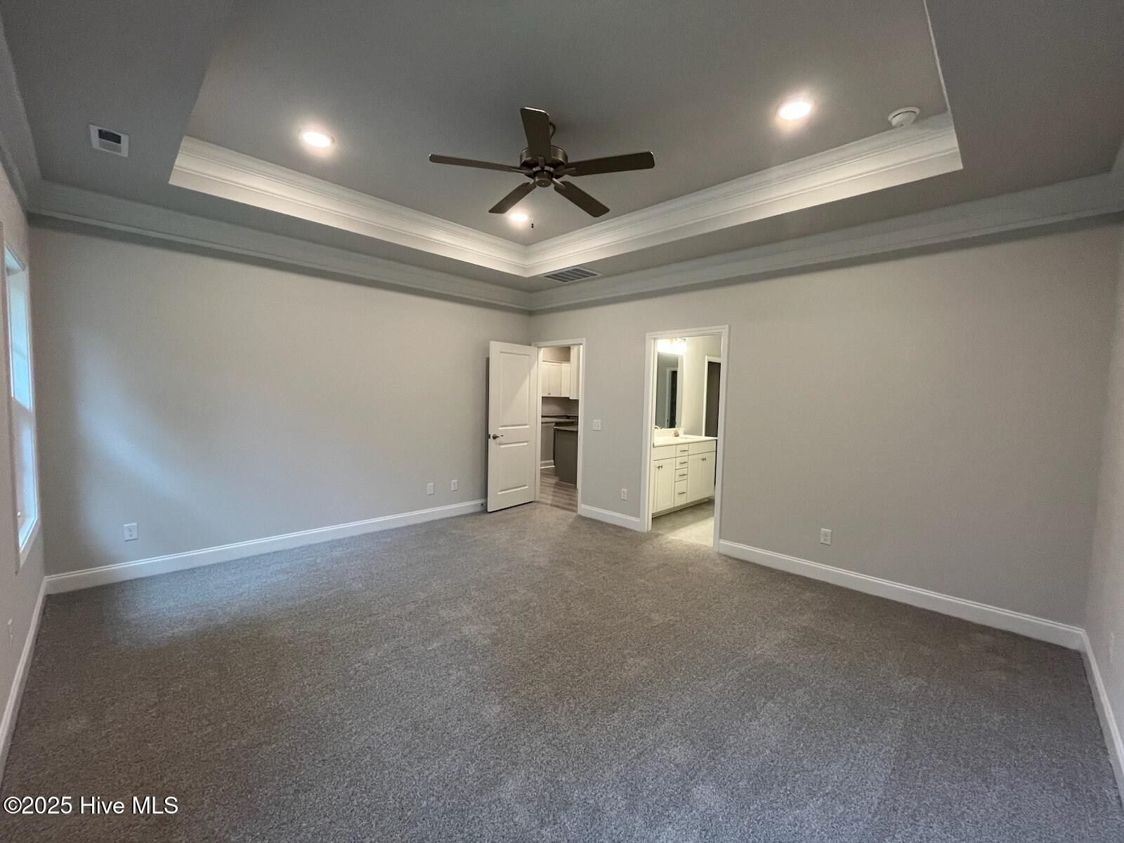 1222 Mandevilla Drive SE