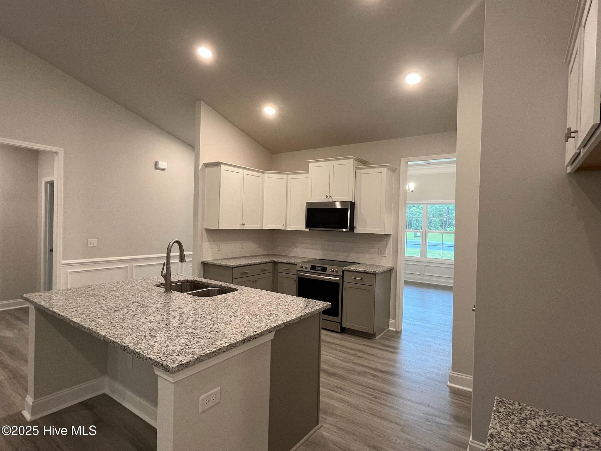 1222 Mandevilla Drive SE