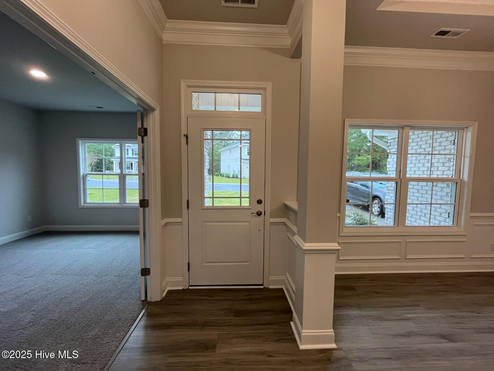 1222 Mandevilla Drive SE