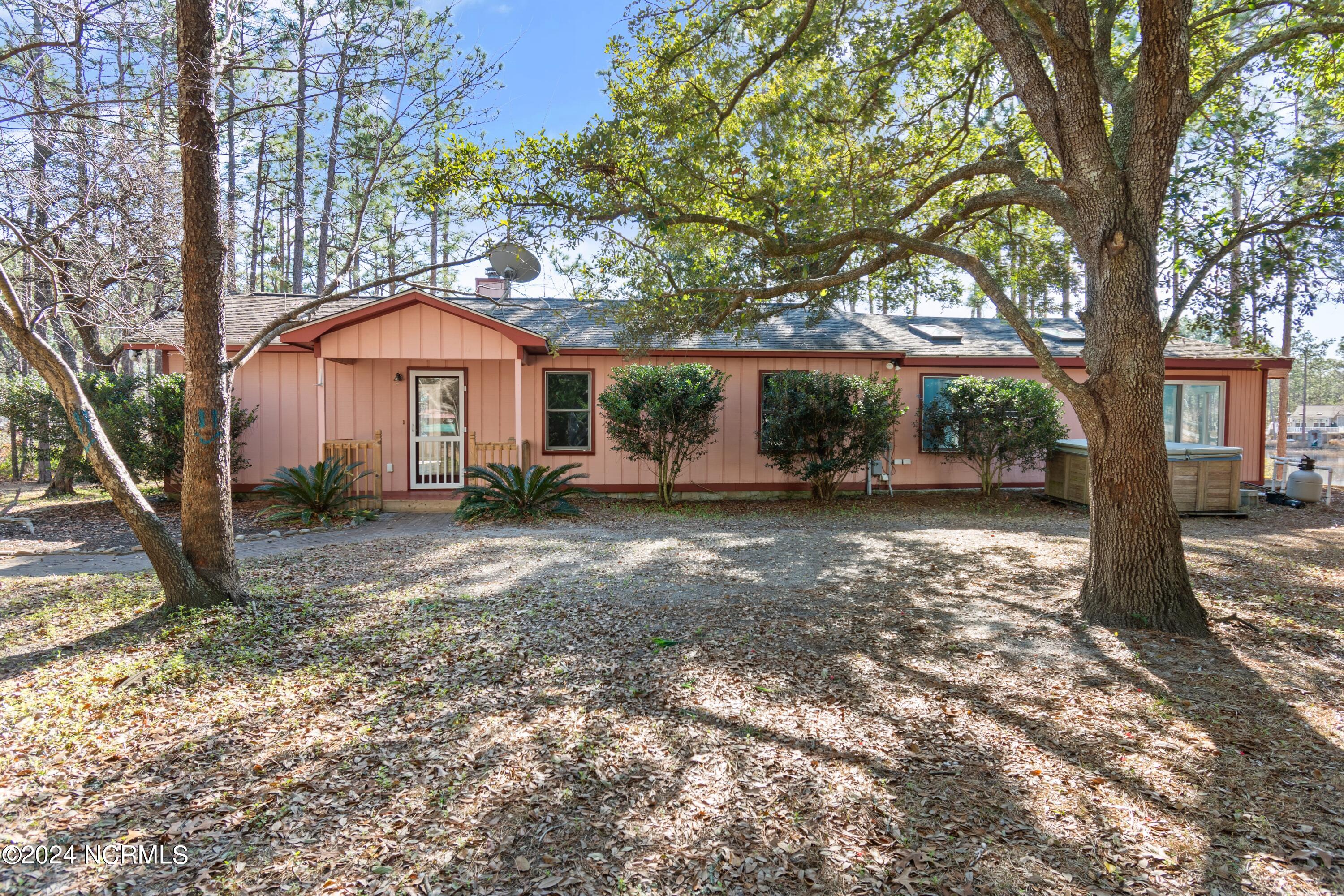 201 N Lake Keziah Drive