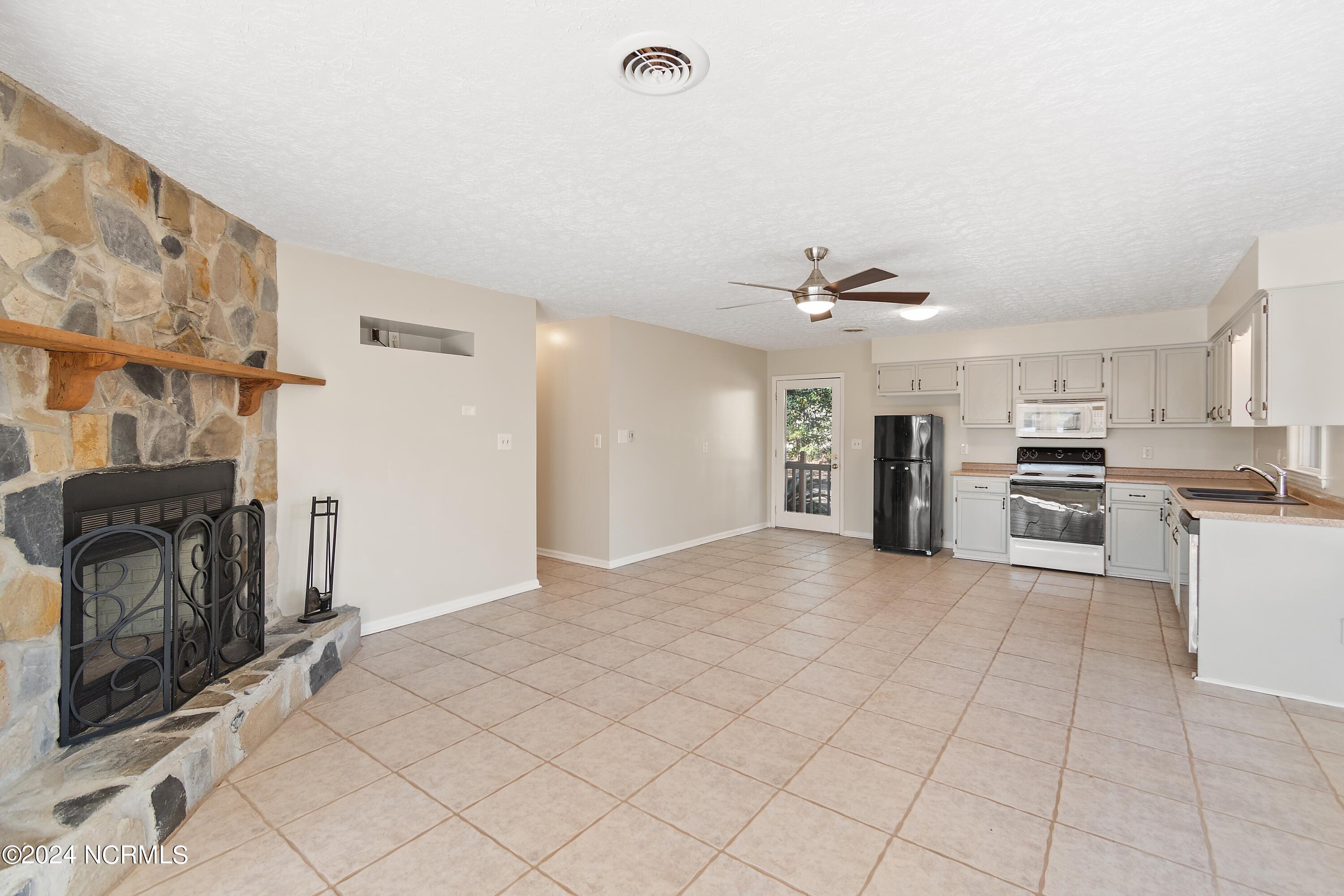 201 N Lake Keziah Drive