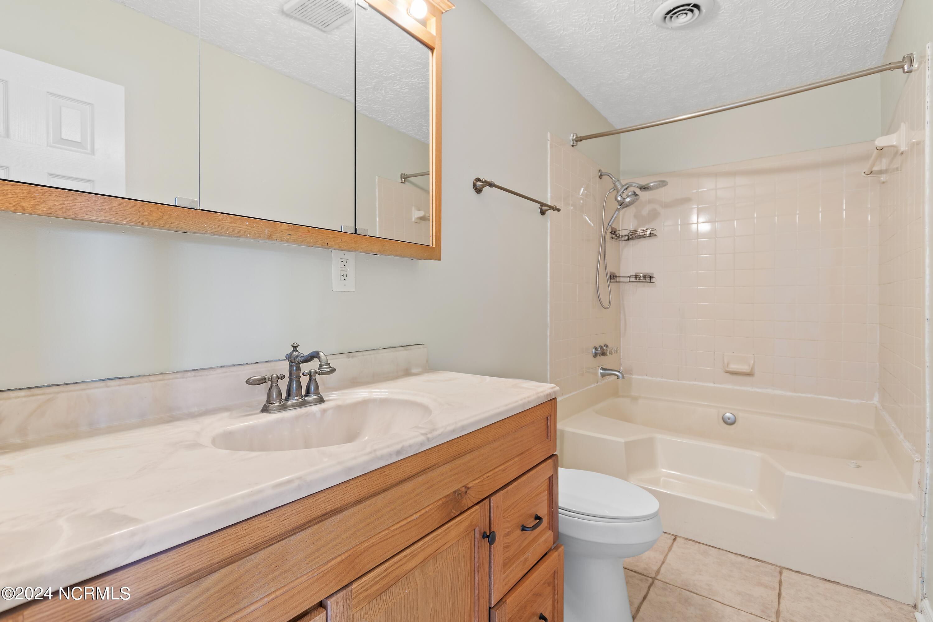 201 N Lake Keziah Drive