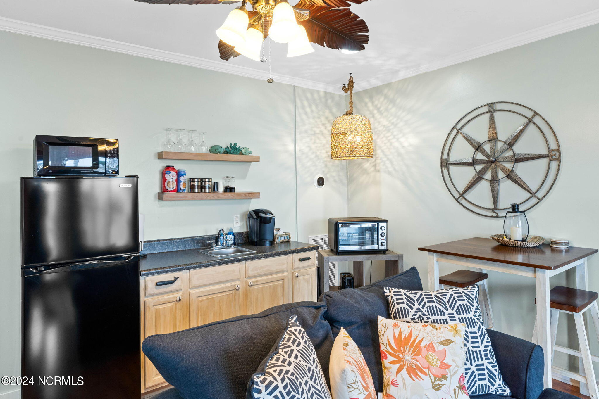 600 W Brunswick Street, Unit 5