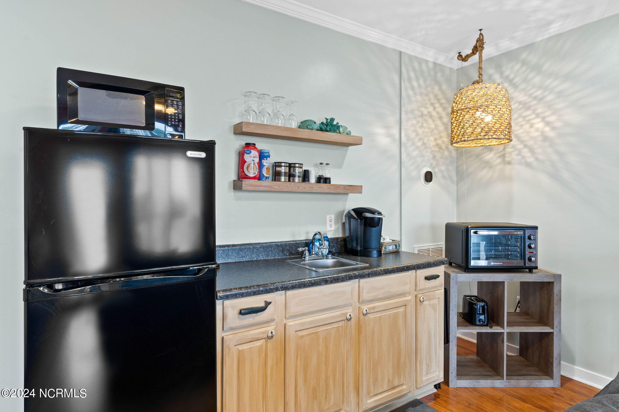 600 W Brunswick Street, Unit 5