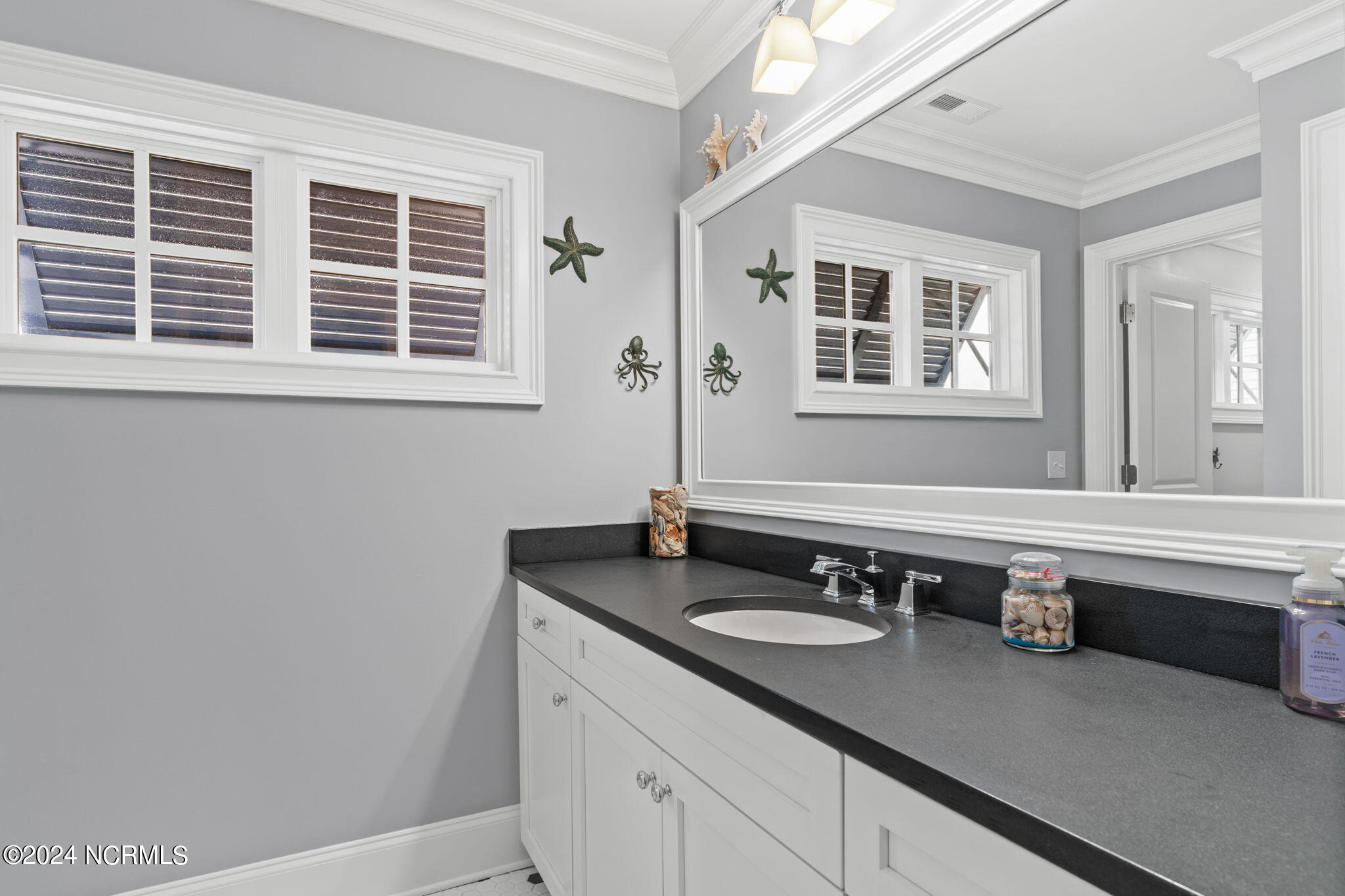 1038 Sea Horse Court