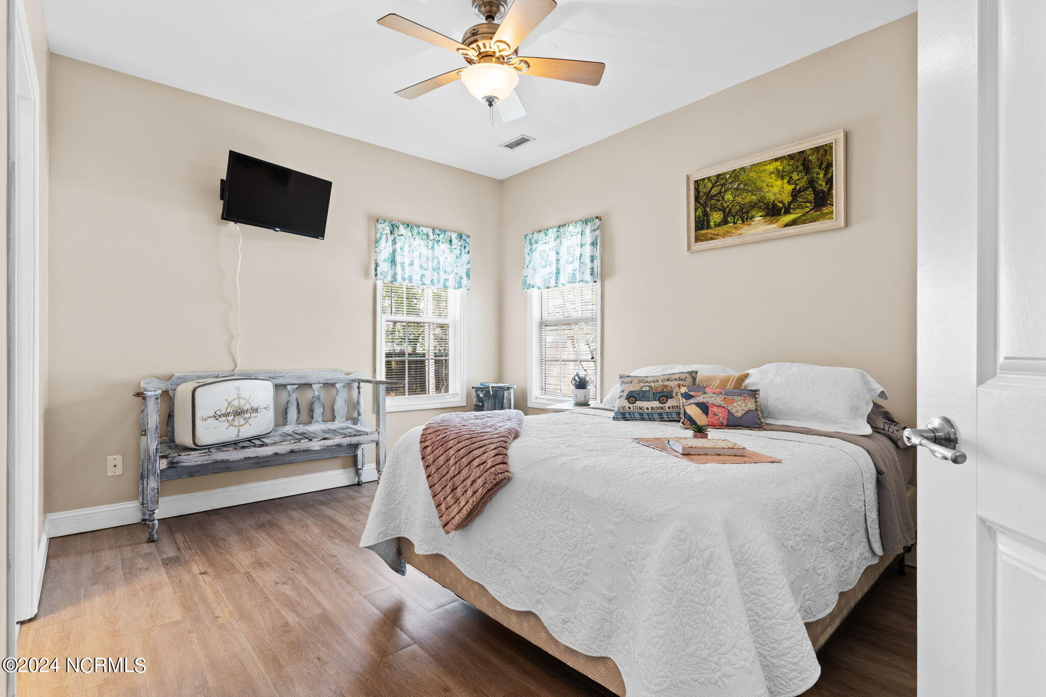 1887 E Boiling Spring Road