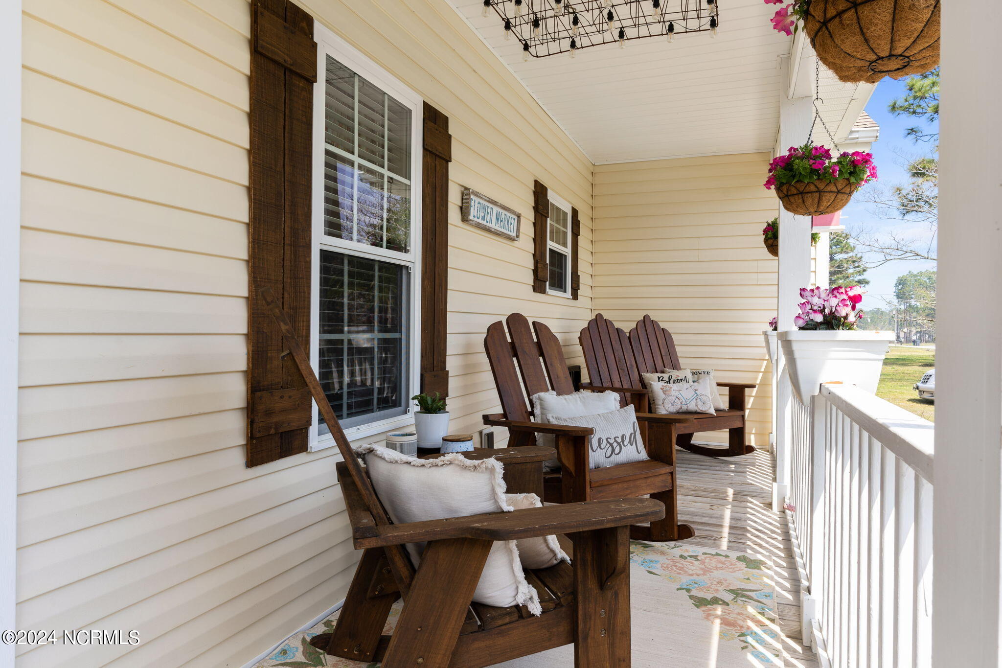 1887 E Boiling Spring Road