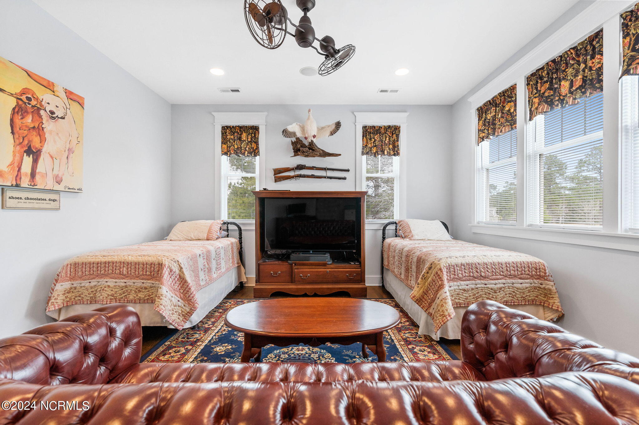 804 Breezewood Drive SE