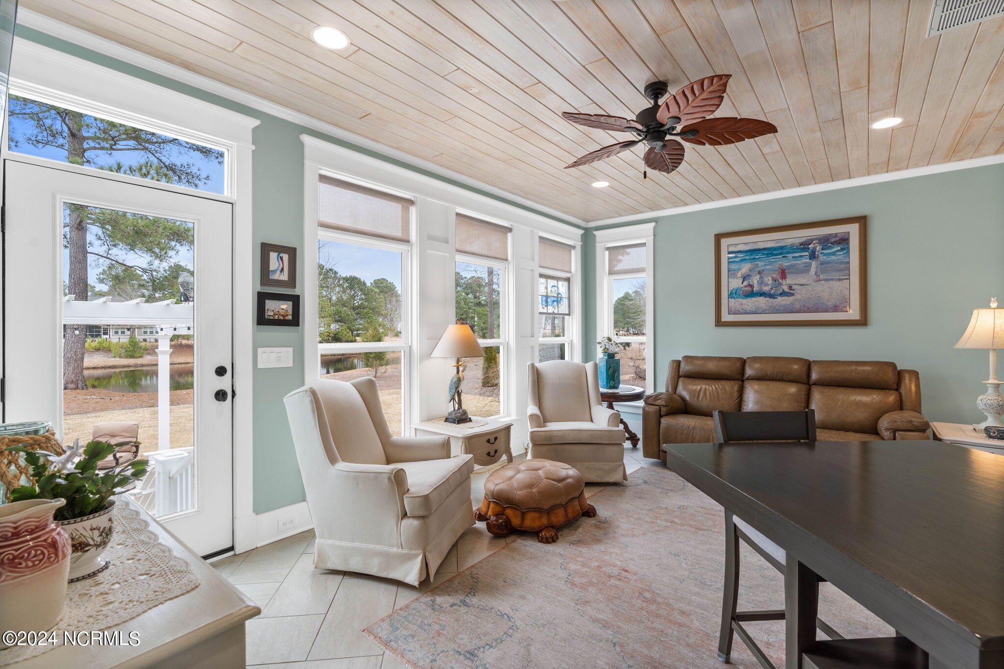 804 Breezewood Drive SE