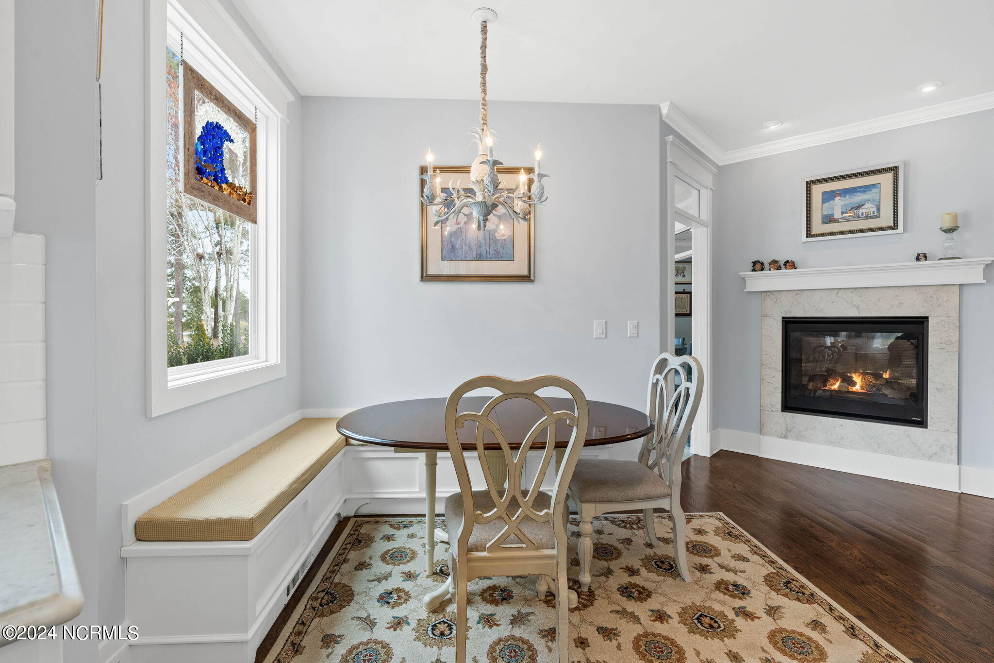 804 Breezewood Drive SE