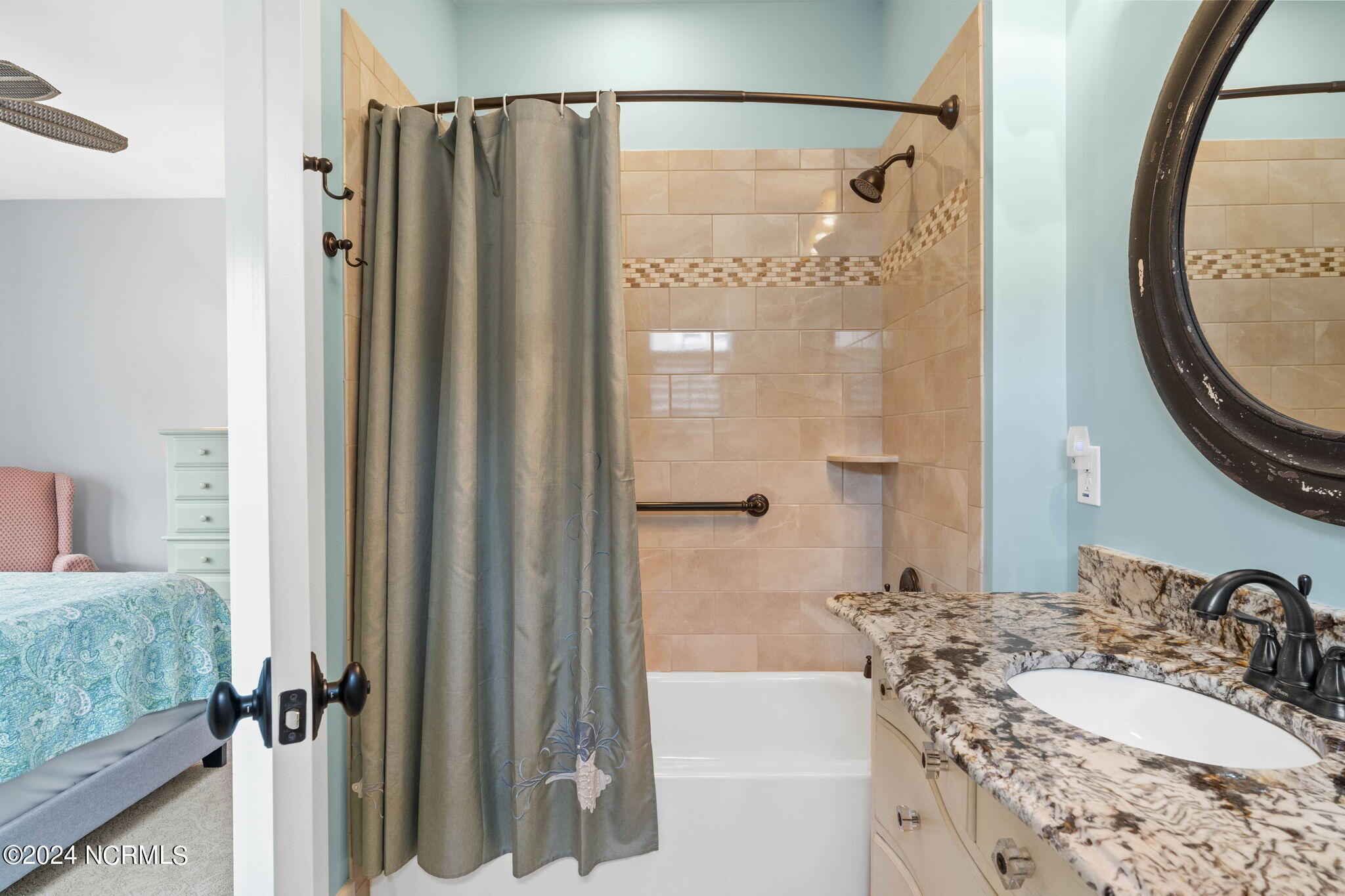 804 Breezewood Drive SE