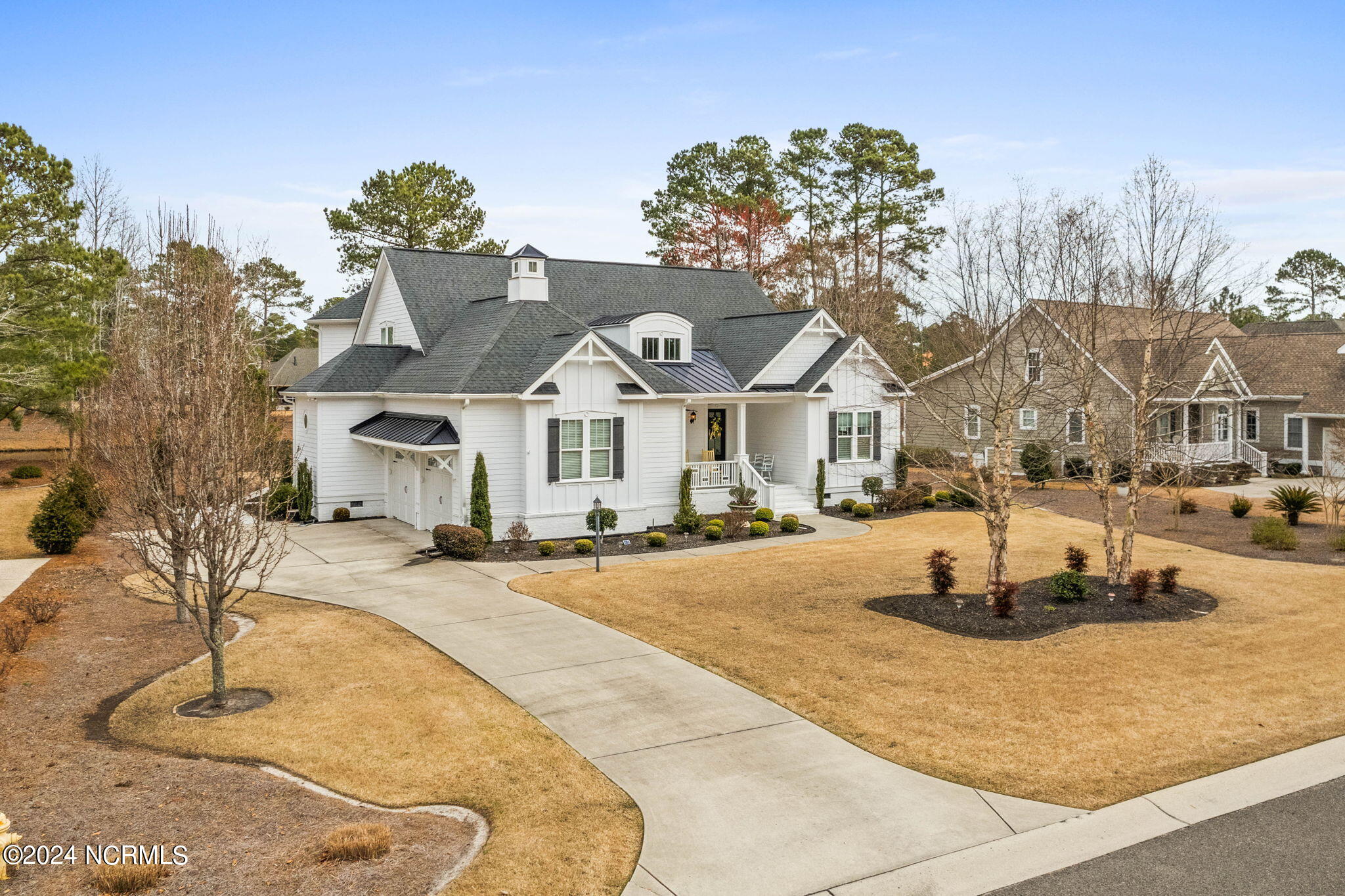 804 Breezewood Drive SE