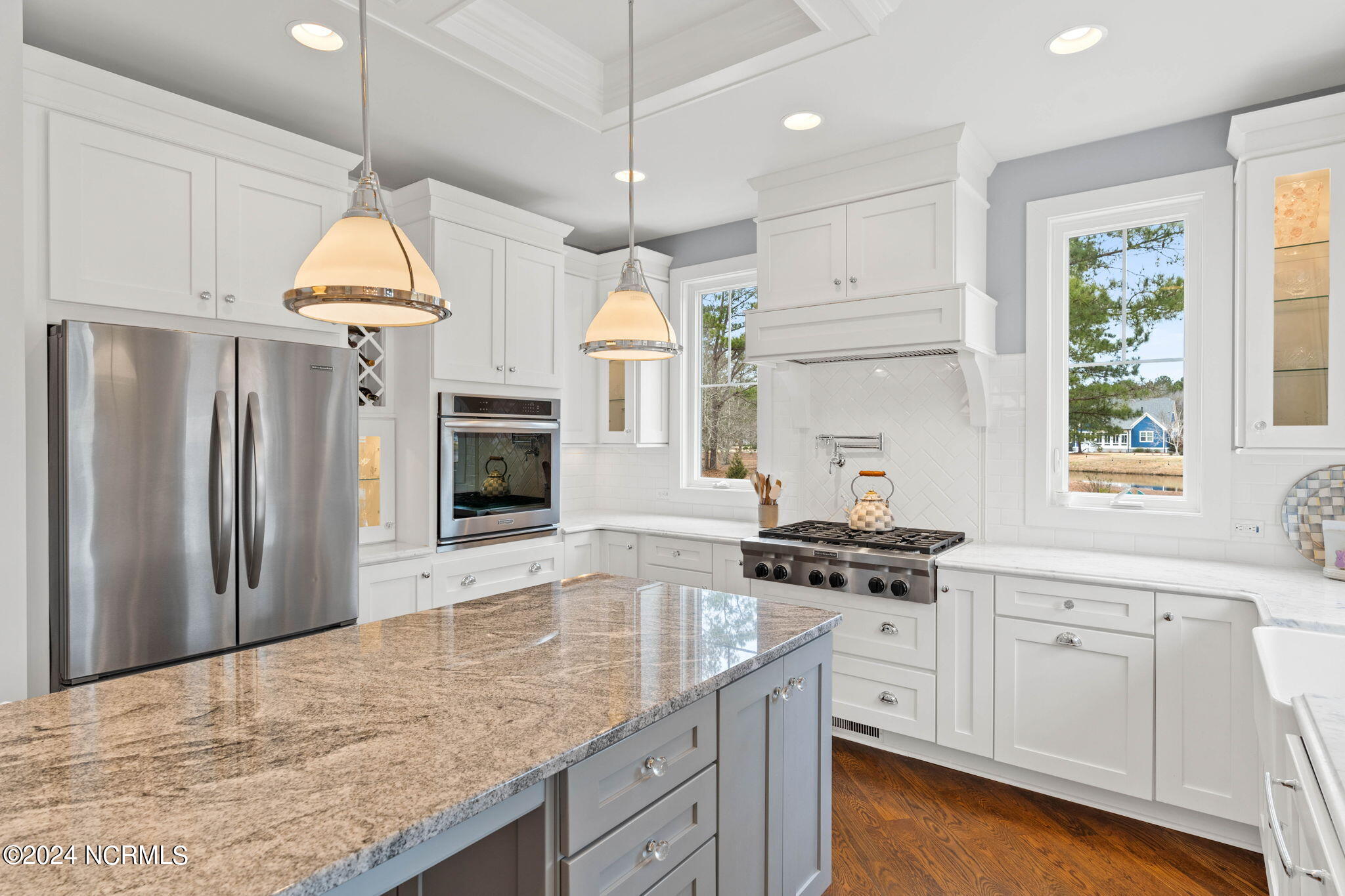 804 Breezewood Drive SE