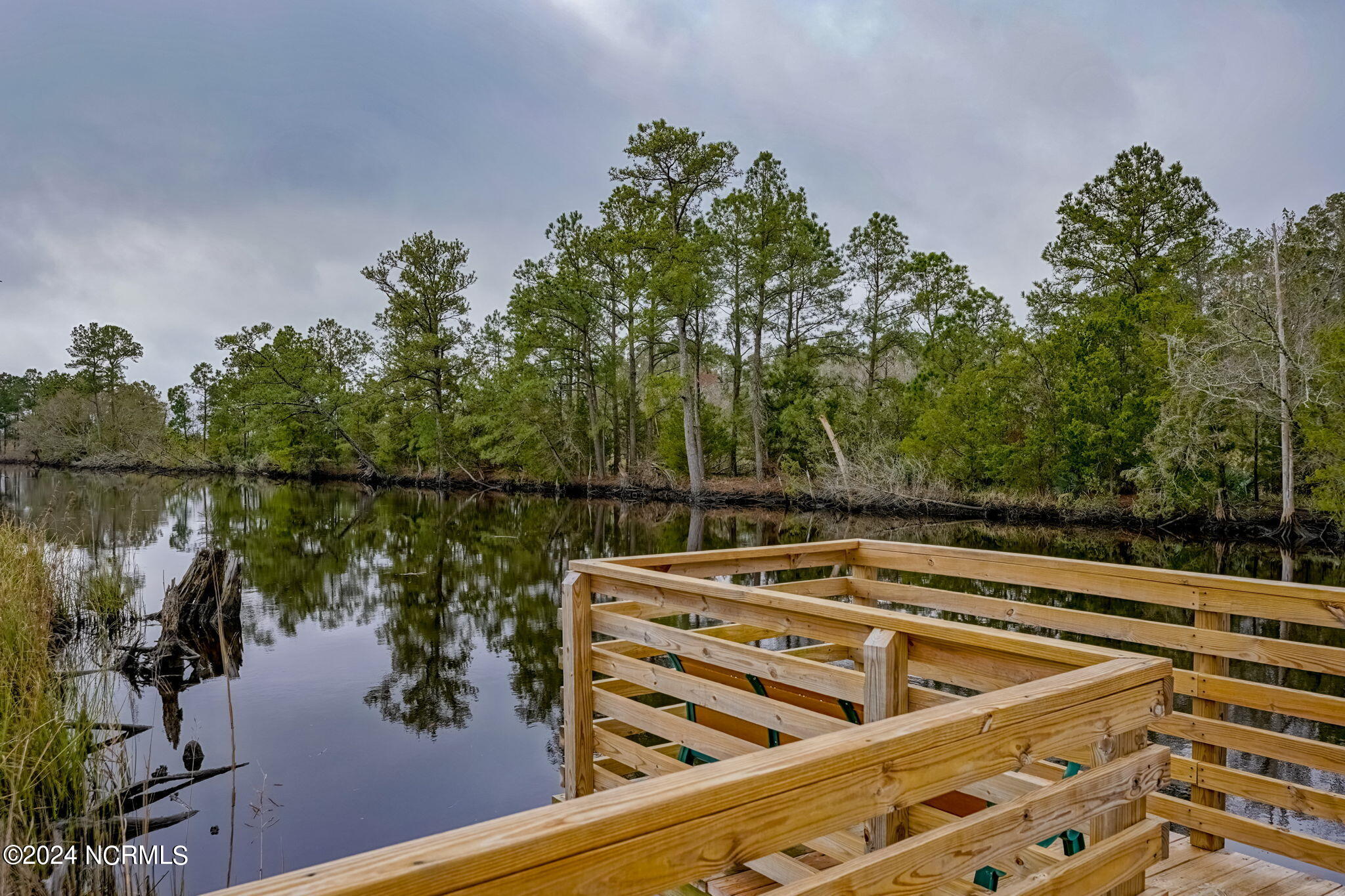 804 Breezewood Drive SE